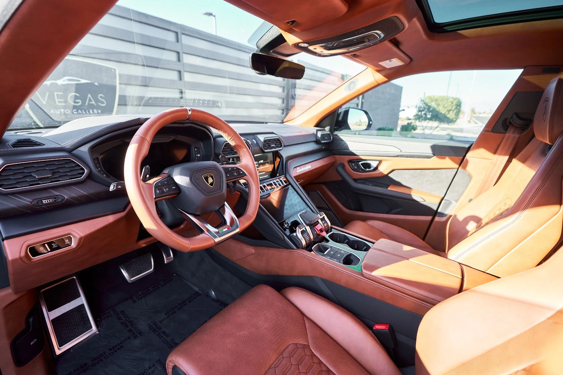 mph001_517294323_Used_2022_Lamborghini_Urus_1764710404_73eb2238b6