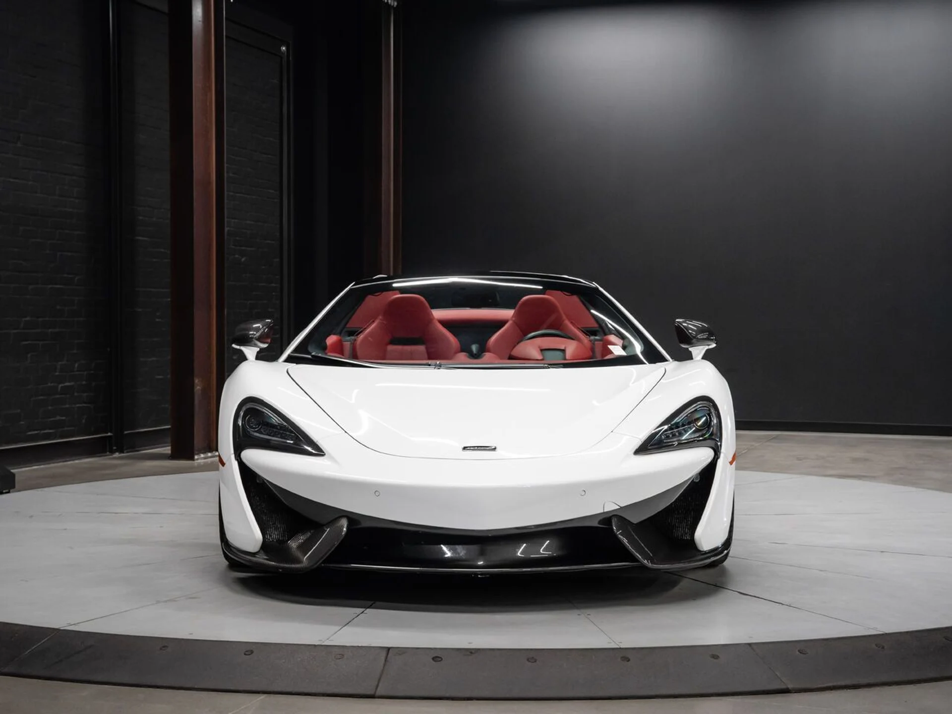 mph001_532478895_mclaren_570s_2019_38558f0237