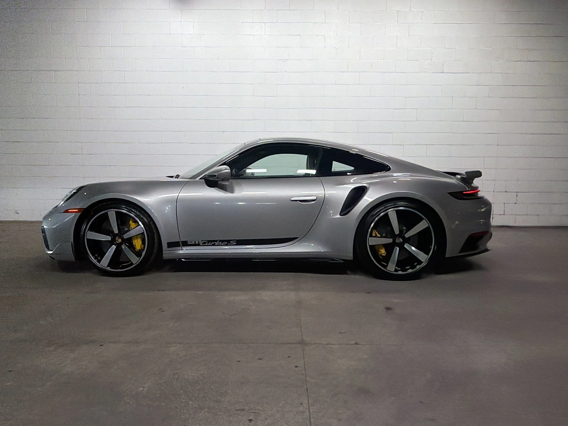 mph001_53275636_e2f3898e6390db4343b0b70aaa3333d4_5a97f1411c