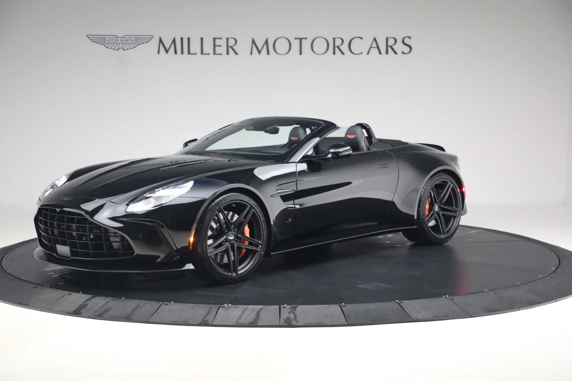 mph001_532902034_New_2026_Aston_Martin_Vantage_S_Roadster_1790281816_3fe490491f