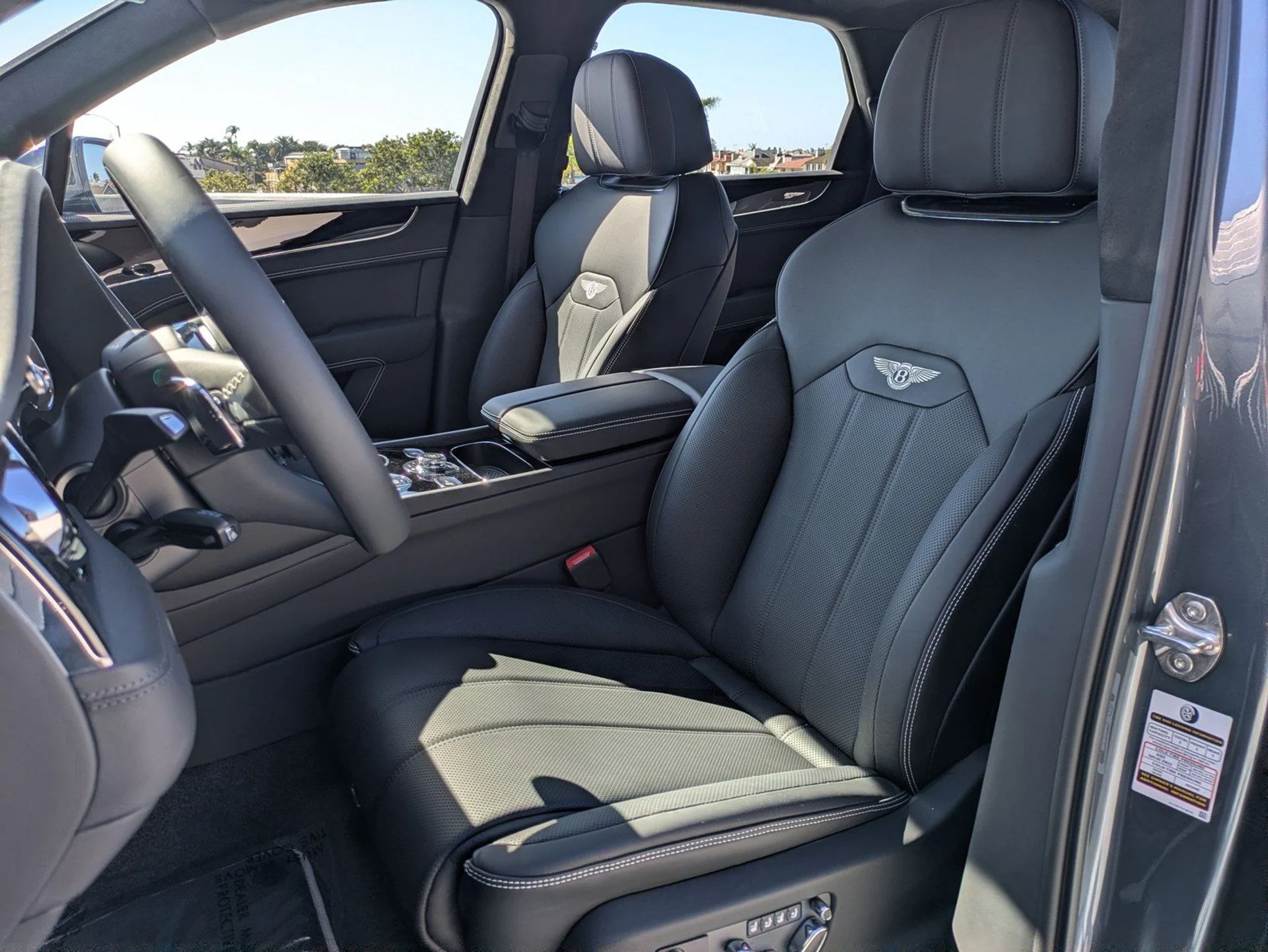 mph001_53397379_ce04b9090562e34f32f77cc863f6456fx_15065e7d5c