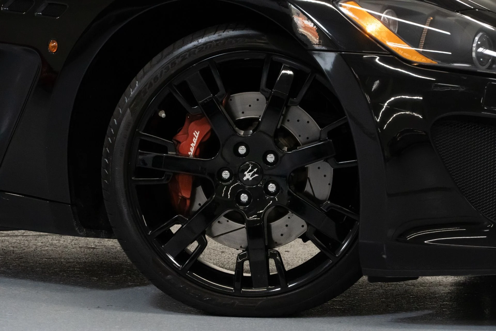 mph001_534261169_Used_2012_Maserati_Gran_Turismo_MC_1692739987_0f4d1f5ab5