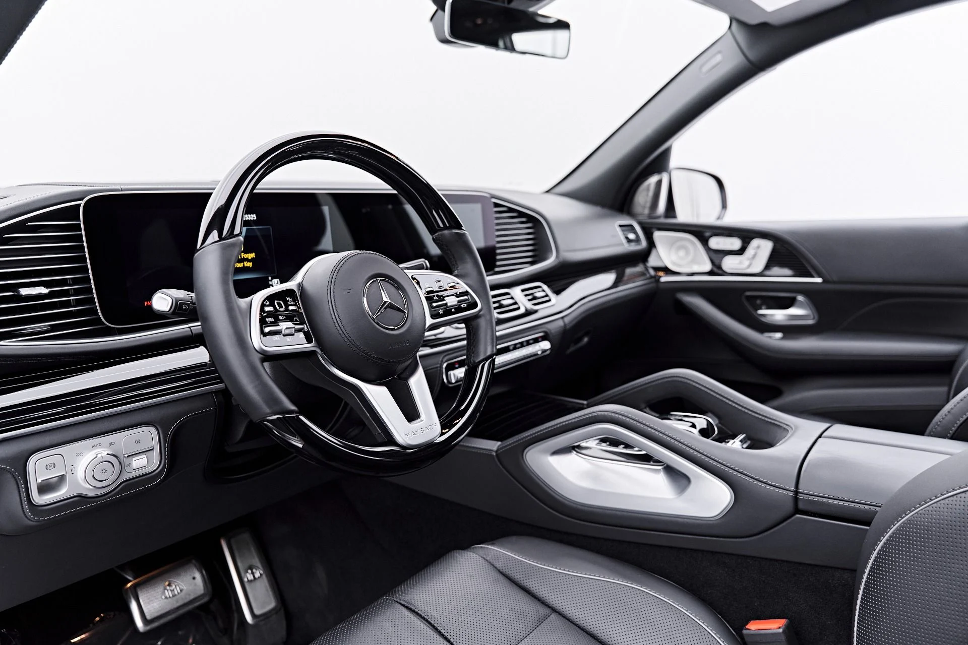 mph001_536514503_Used_2023_Mercedes_Benz_GLS_Maybach_GLS_600_1788558480_0609f67c3c