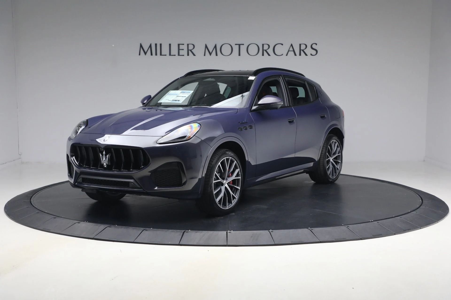 mph001_539096408_New_2026_Maserati_Grecale_Modena_V6_1779371962_309d793e16