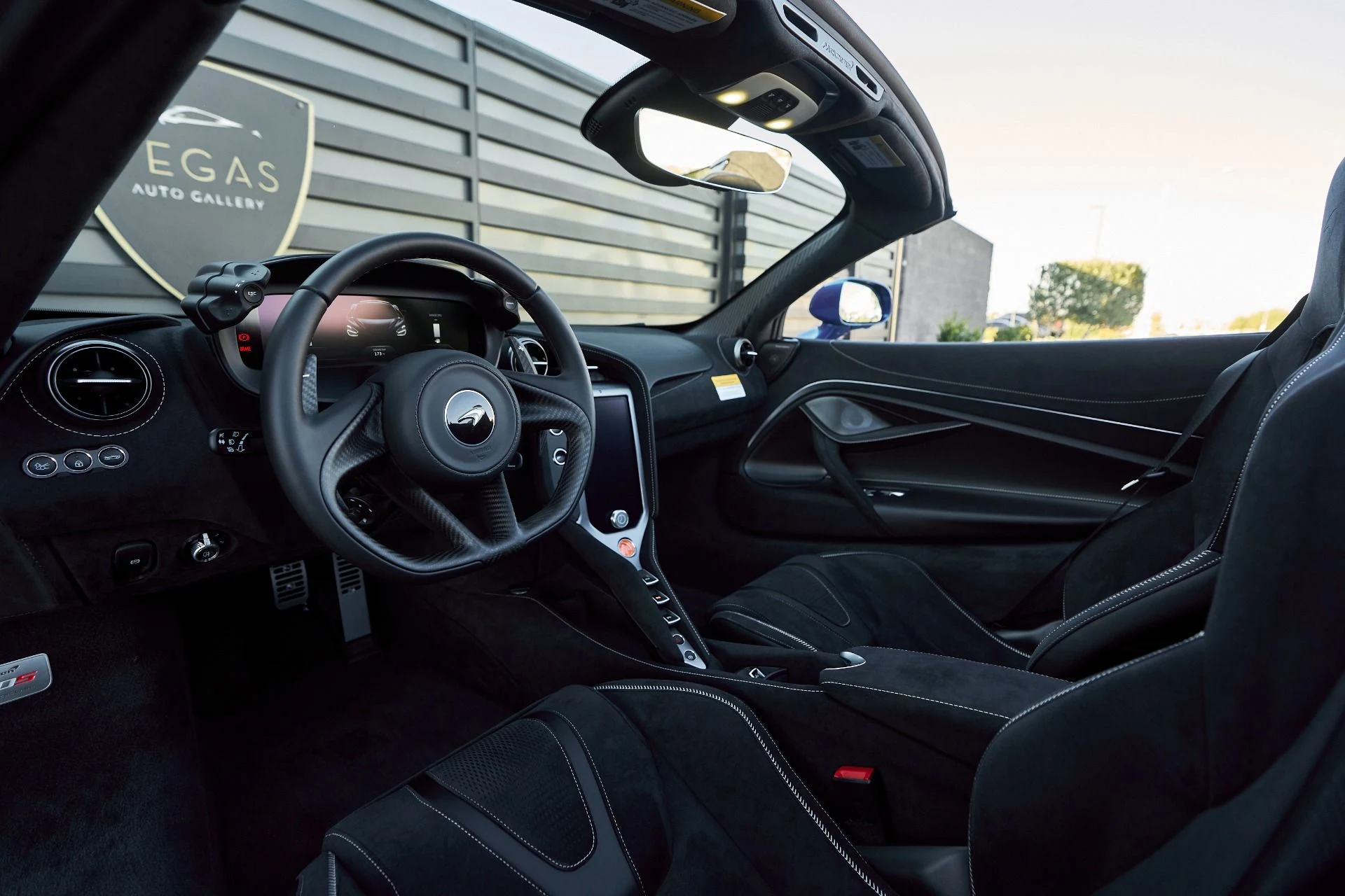 mph001_54180043_Used_2026_Mc_Laren_750_S_1764060116_6fbec821f1