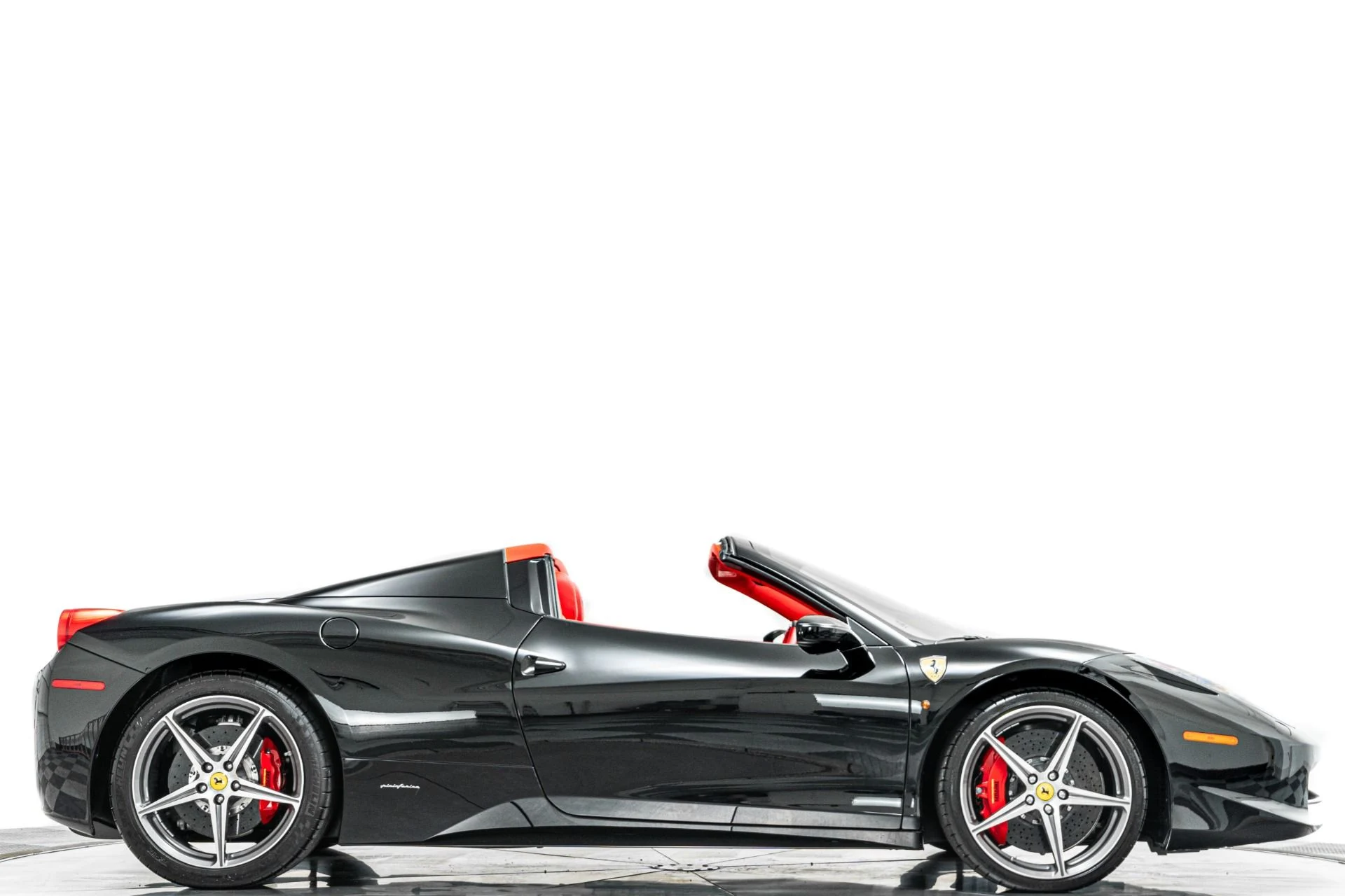 mph001_547584313_Used_2015_Ferrari_458_Spider_Very_Low_Miles_Exceptional_Condition_Collector_Grade_1787780894_0fcb0de416