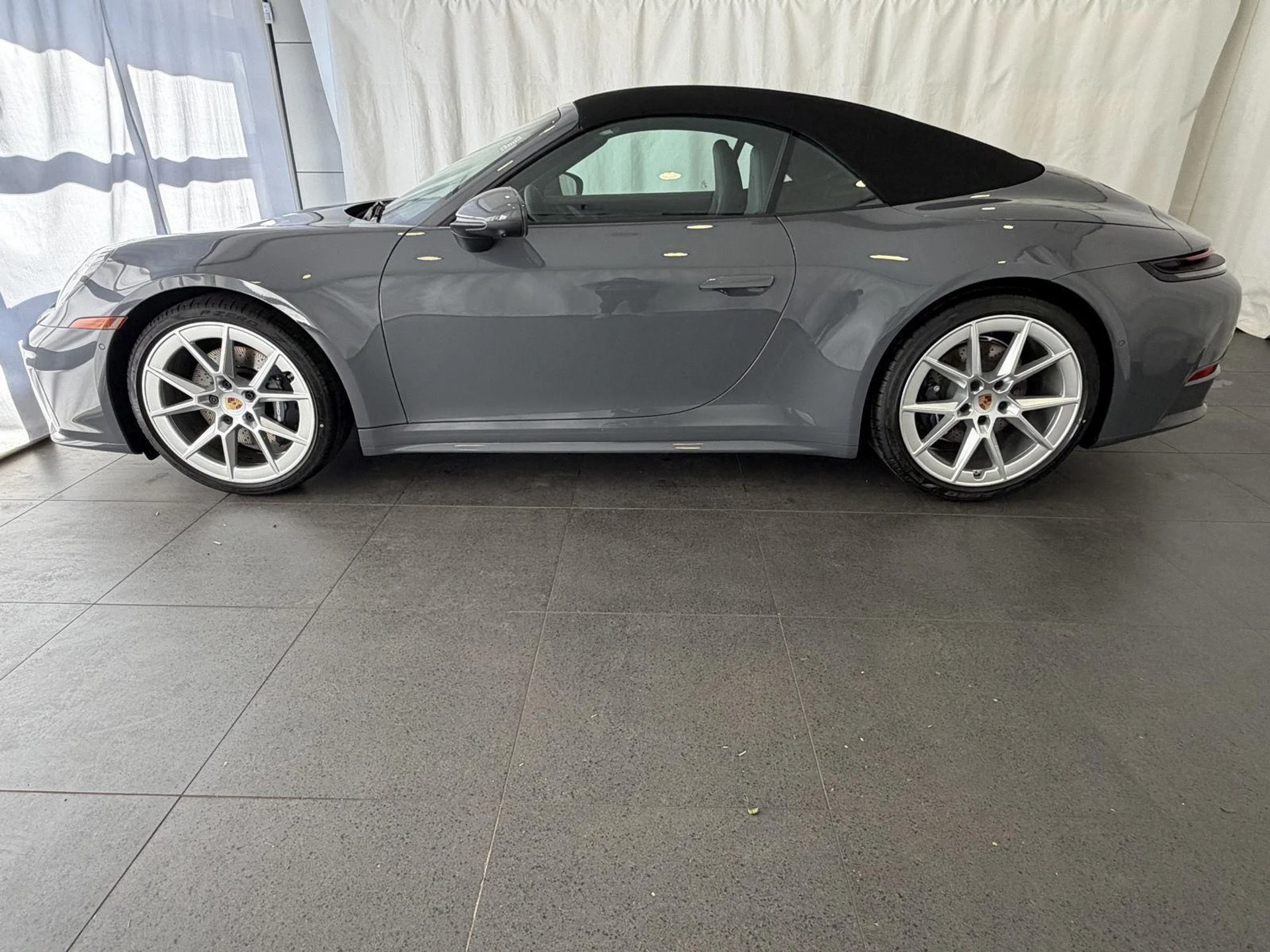 mph001_551877511_f5b3002f1656a2d4652ee74460ad2950x_4abcae2d17