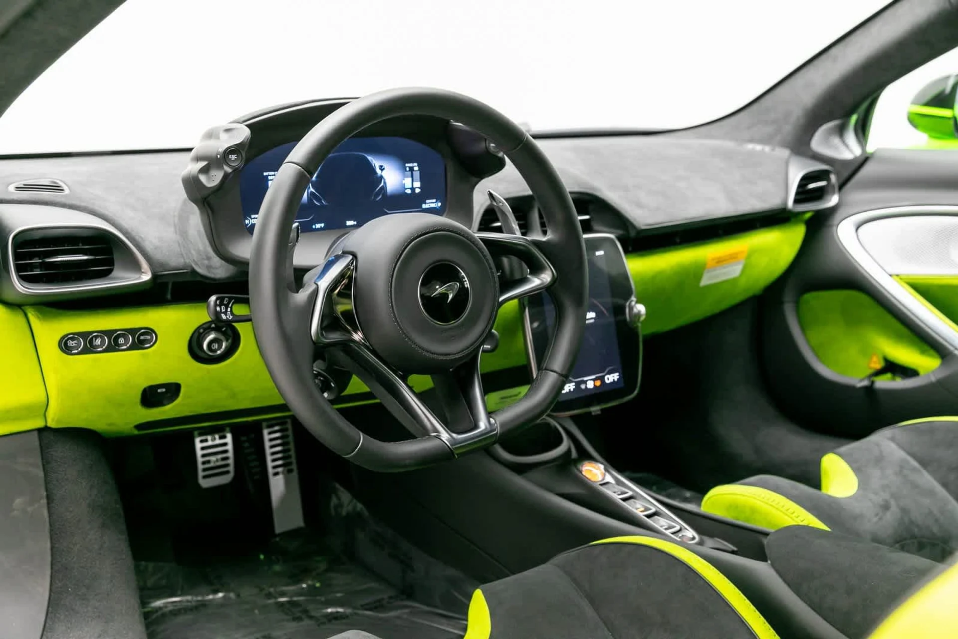 mph001_552086172_2_aea63a88f5