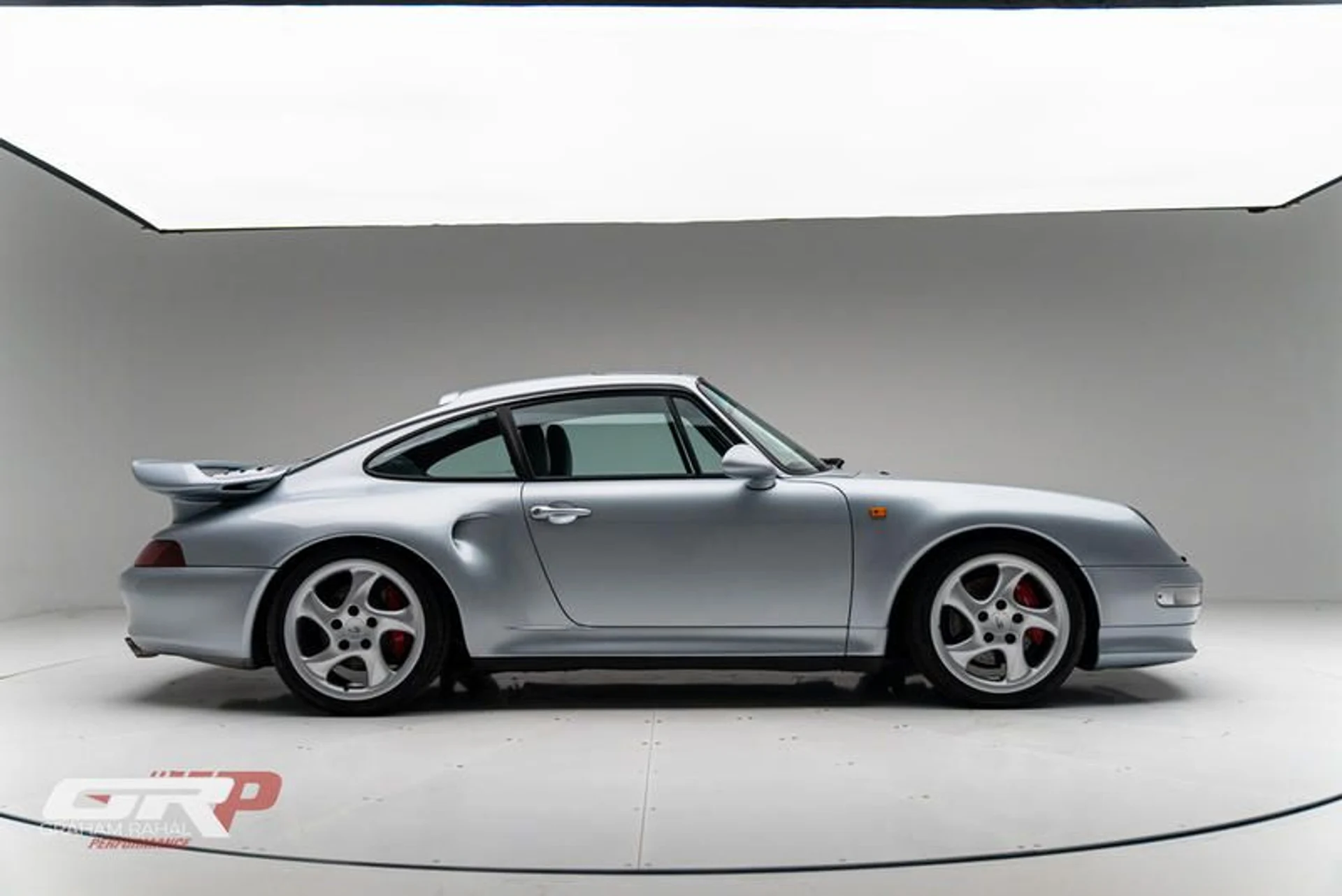 mph001_552788167_44_EC_7_CC_8_5912_42_B1_A3_CA_1_ED_99976_A32_B_c97ec09162