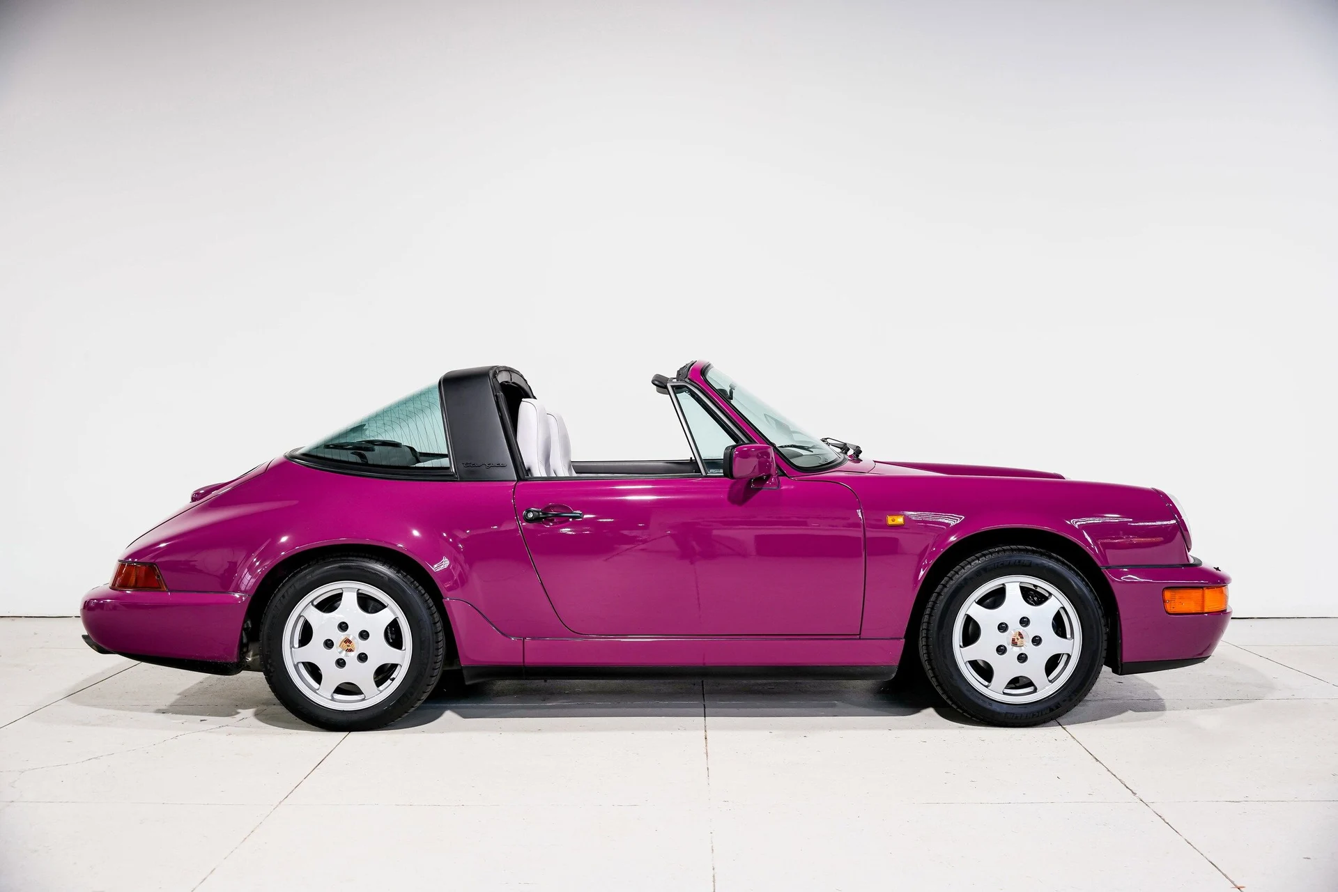 mph001_556492565_649ff8aa499fcc0e54922bb62fe38883x_c49eb40922