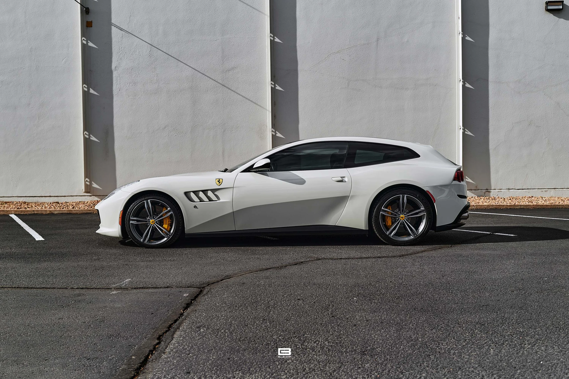 mph001_563141970_69e2a42ca20c5636e069613f_L1220329_1a60d4d0da