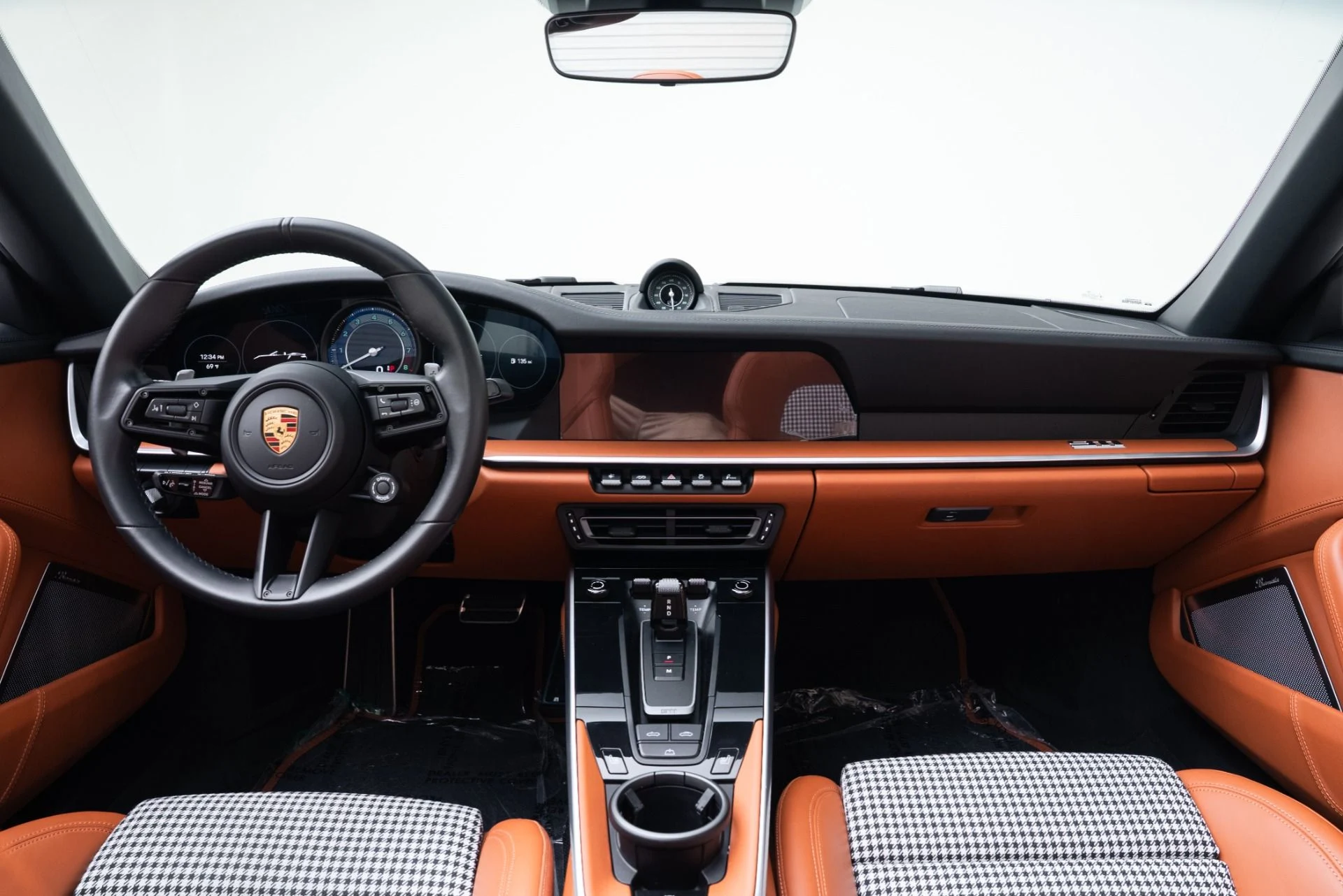 mph001_569213442_Used_2024_Porsche_911_Turbo_S_1770940586_90ad540f7a