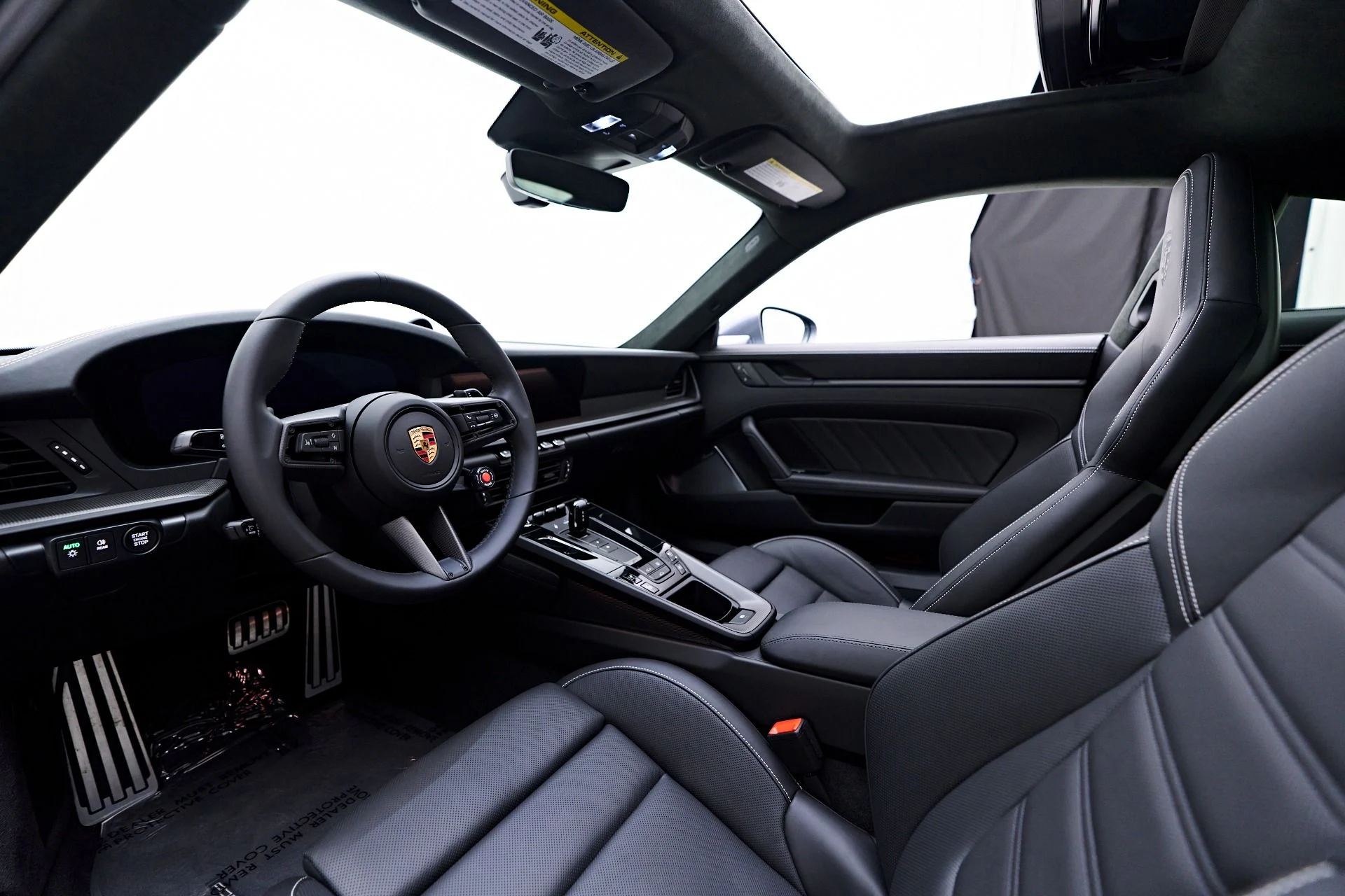 mph001_570544363_Used_2025_Porsche_911_Carrera_4_GTS_1755103628_5c479e4342