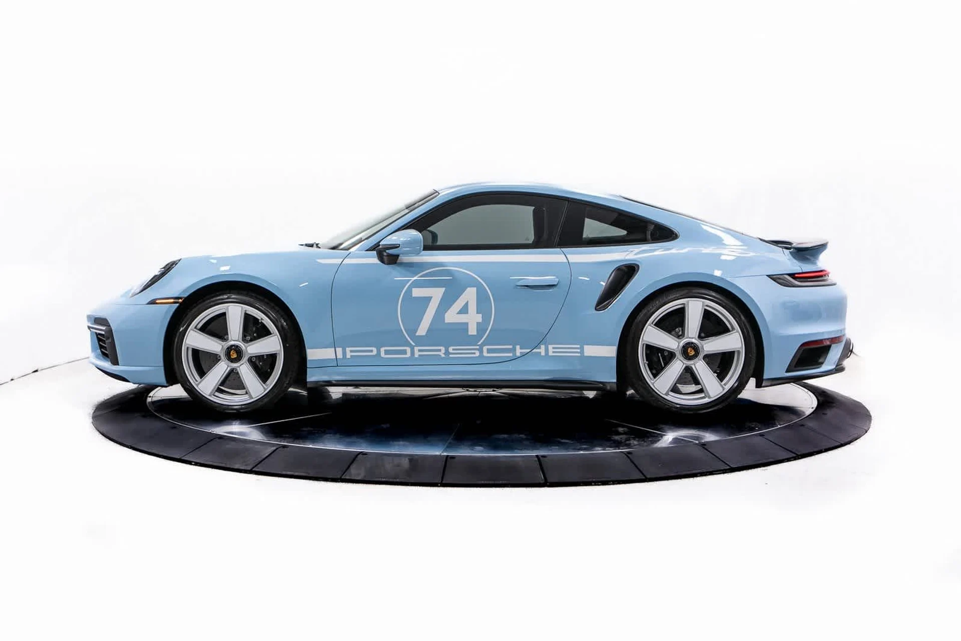 mph001_581763068_11c95718bbfa3298db80f693fbae4e6bx_7fc68cf33e