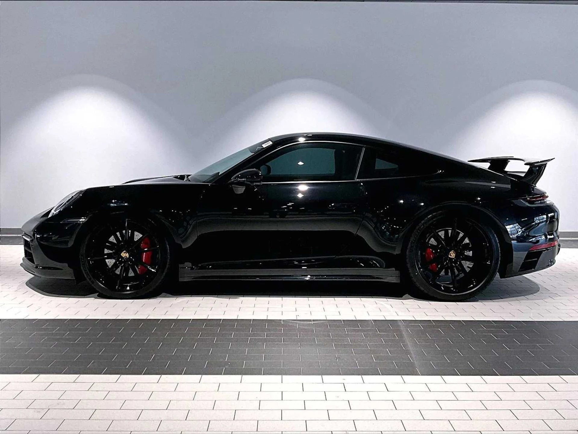 mph001_583741542_43c4f7e84923dd4c5385dce3c1671274x_a8bfedd835