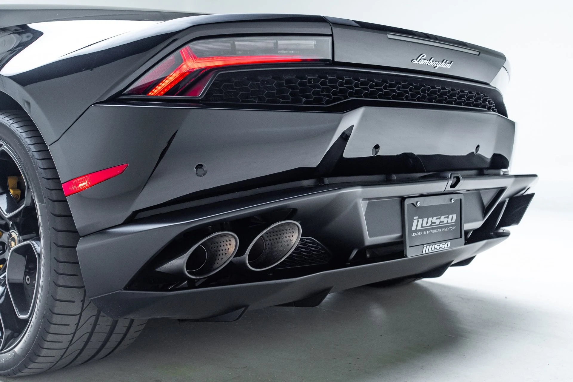 mph001_58464467_Used_2016_Lamborghini_Huracan_LP_610_4_1786577538_3727f43efa