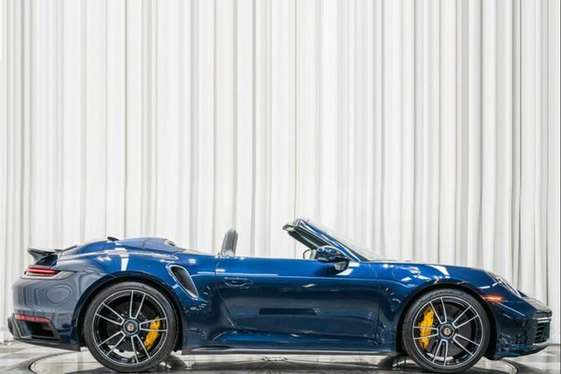 mph001_594752621_q_Oa_B2_I_Fhj_0n_RQO_Op3_R_Bek_Q_Of_D8_567172811c