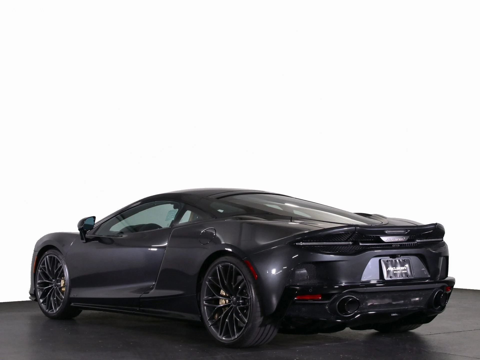 mph001_597774587_New_2026_Mc_Laren_GTS_1762386445_3f97e8ce97