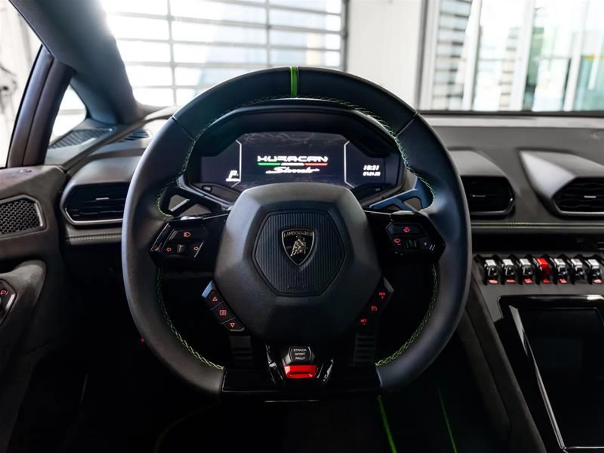 mph001_600674962_upocpch1_45bc580a3e