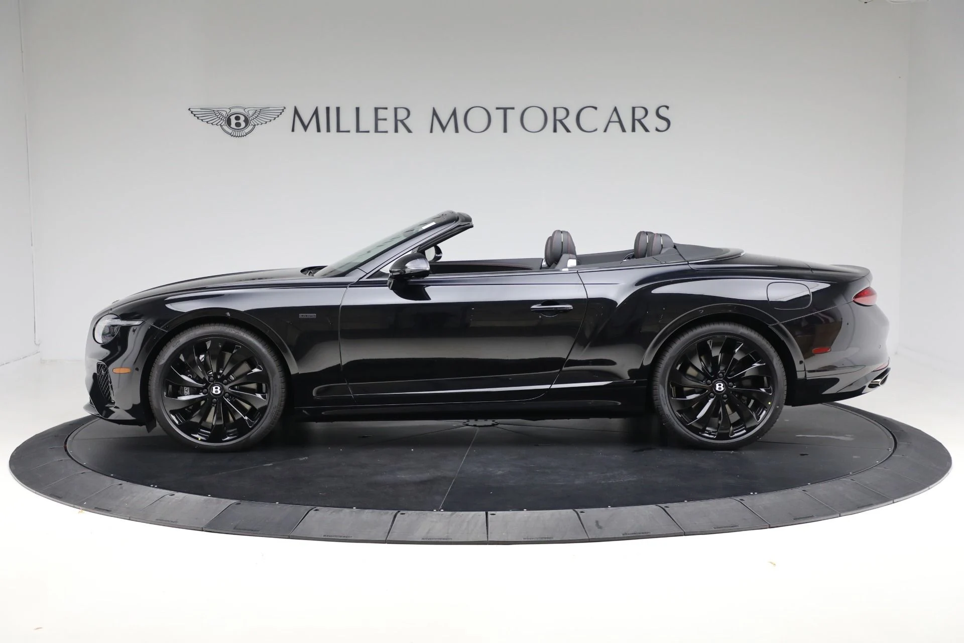 mph001_602516705_New_2025_Bentley_Continental_GTC_Black_Edition_aee47d3629
