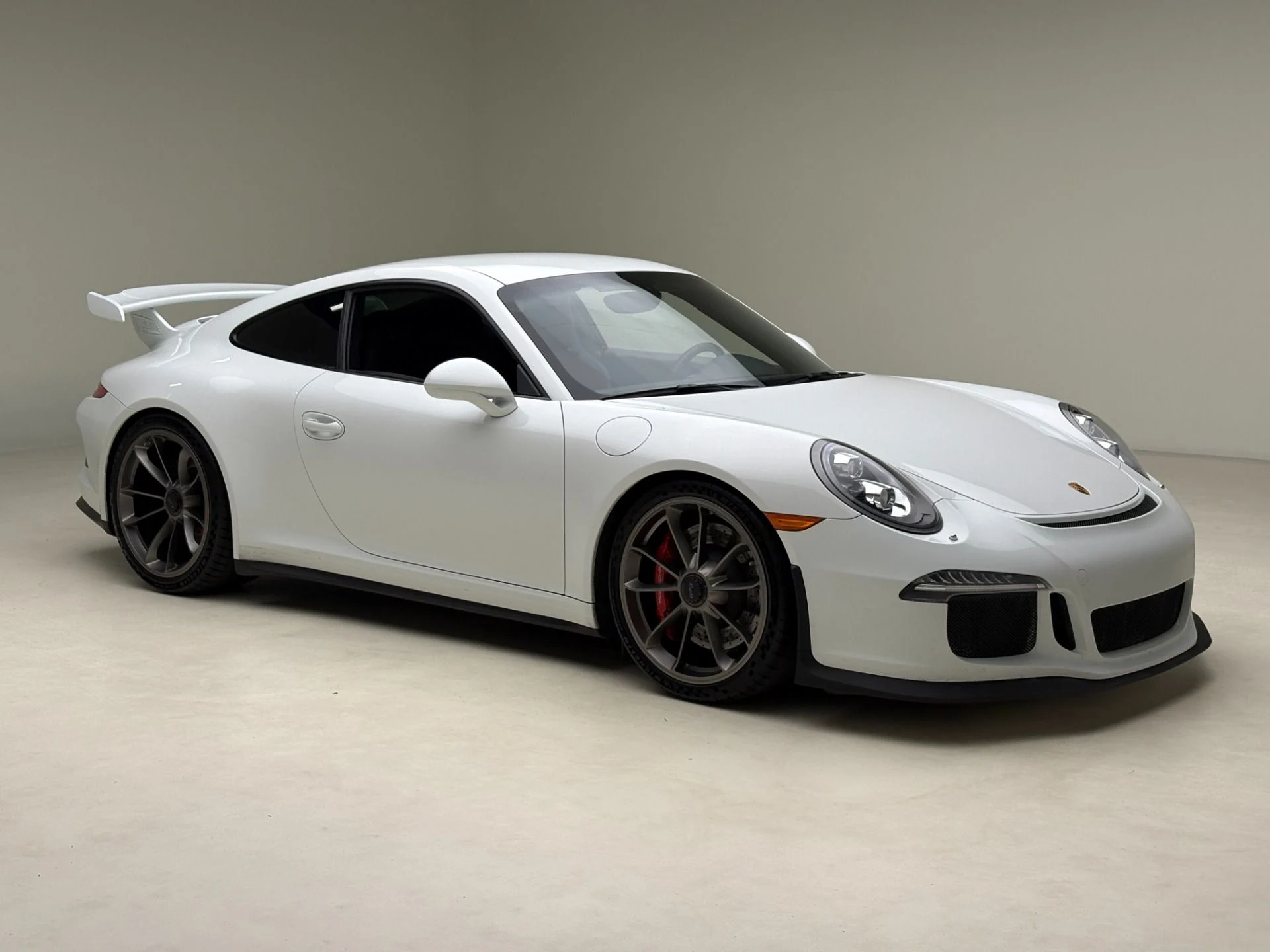 mph001_608186208_Used_2015_Porsche_911_GT_3_1777923550_653a974091