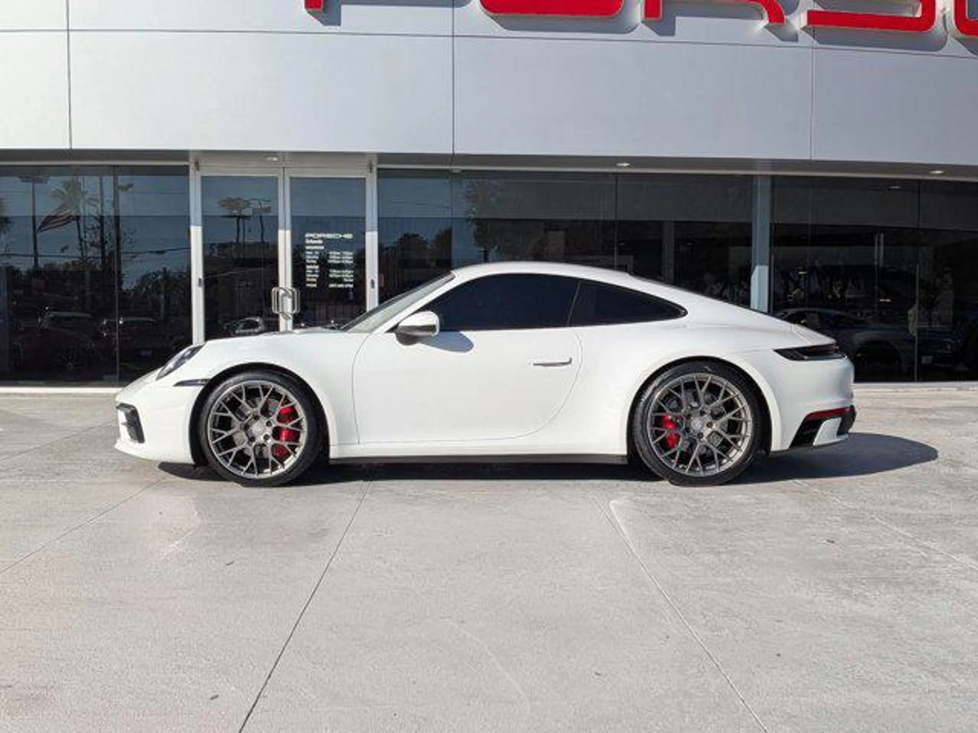 mph001_608587634_2_AR_2rqkv0_Dy0tiq_C0pa7o_H21le4_da73ad6bde