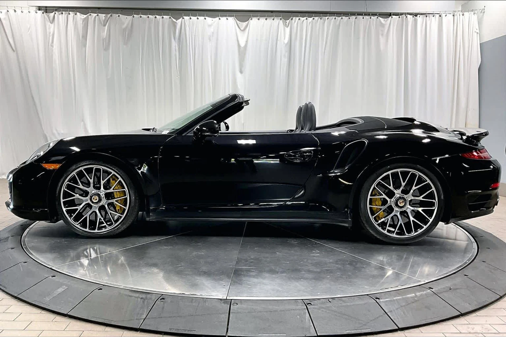 mph001_617542457_f42b50069fefaa9ea343f395e3b5234bx_a44b7d5837