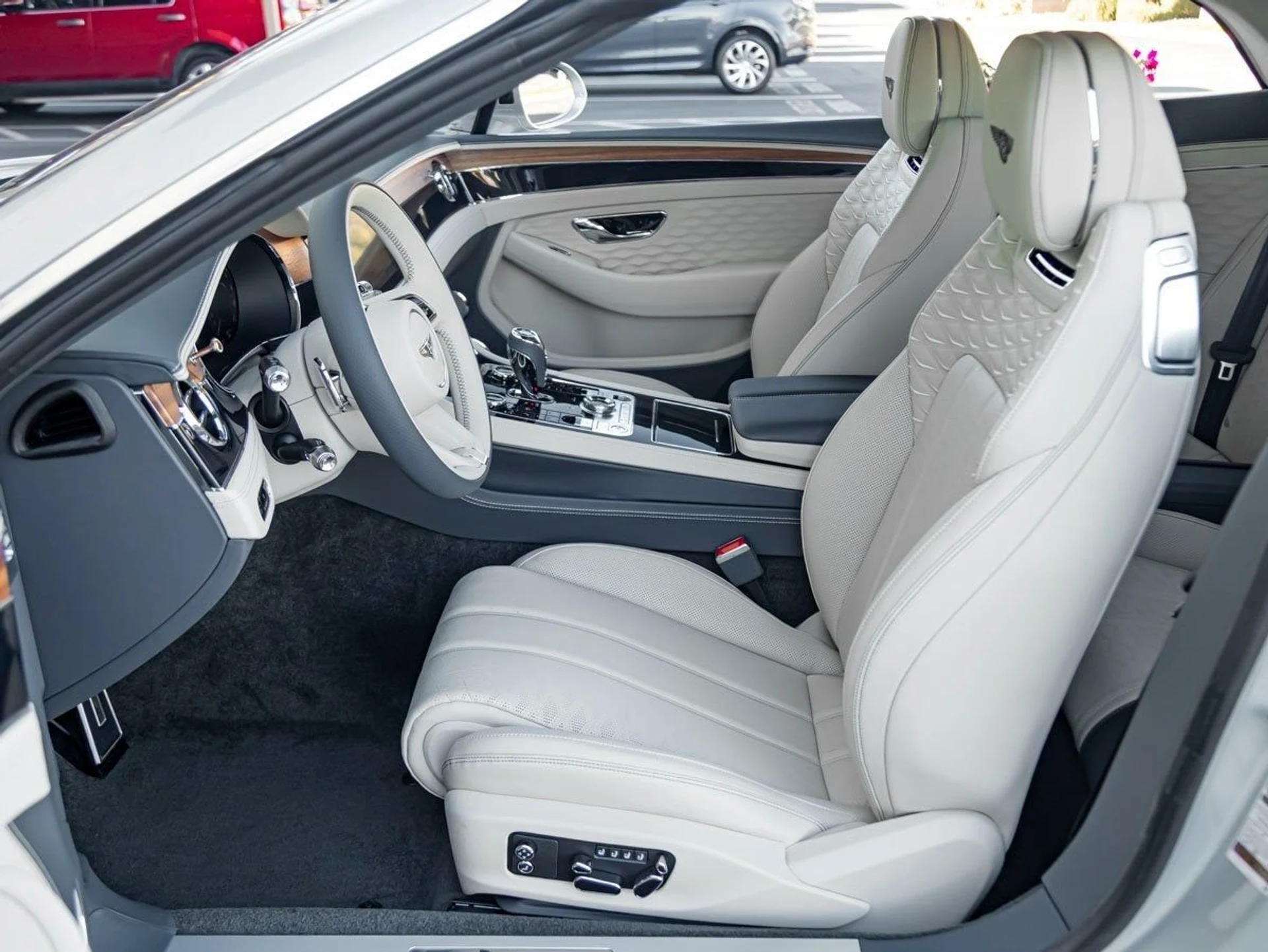 mph001_619735293_2_278caf4d6a