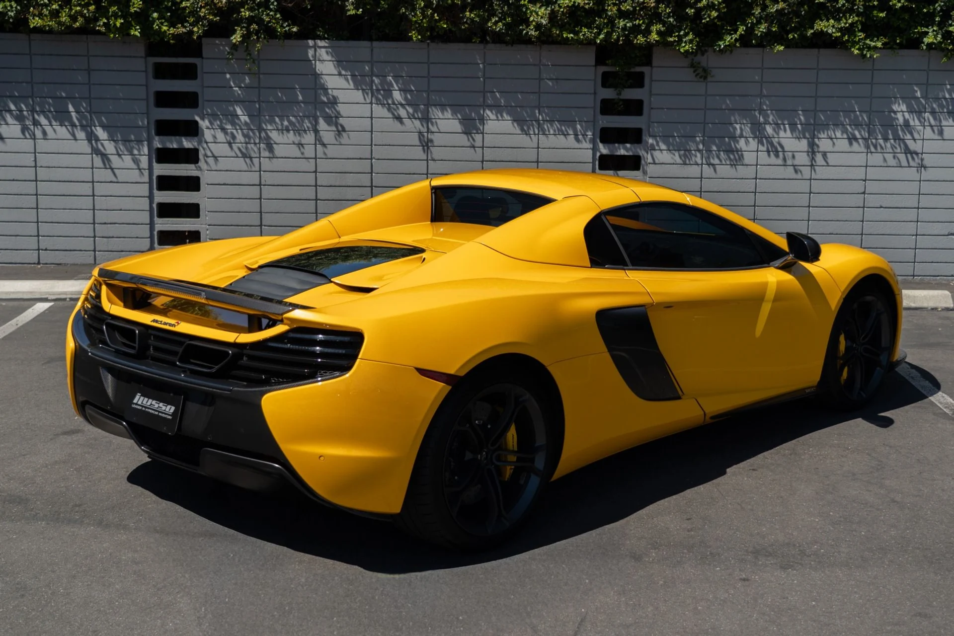 mph001_625280422_Used_2016_Mc_Laren_650_S_Spider_1757368582_c4213e24e2