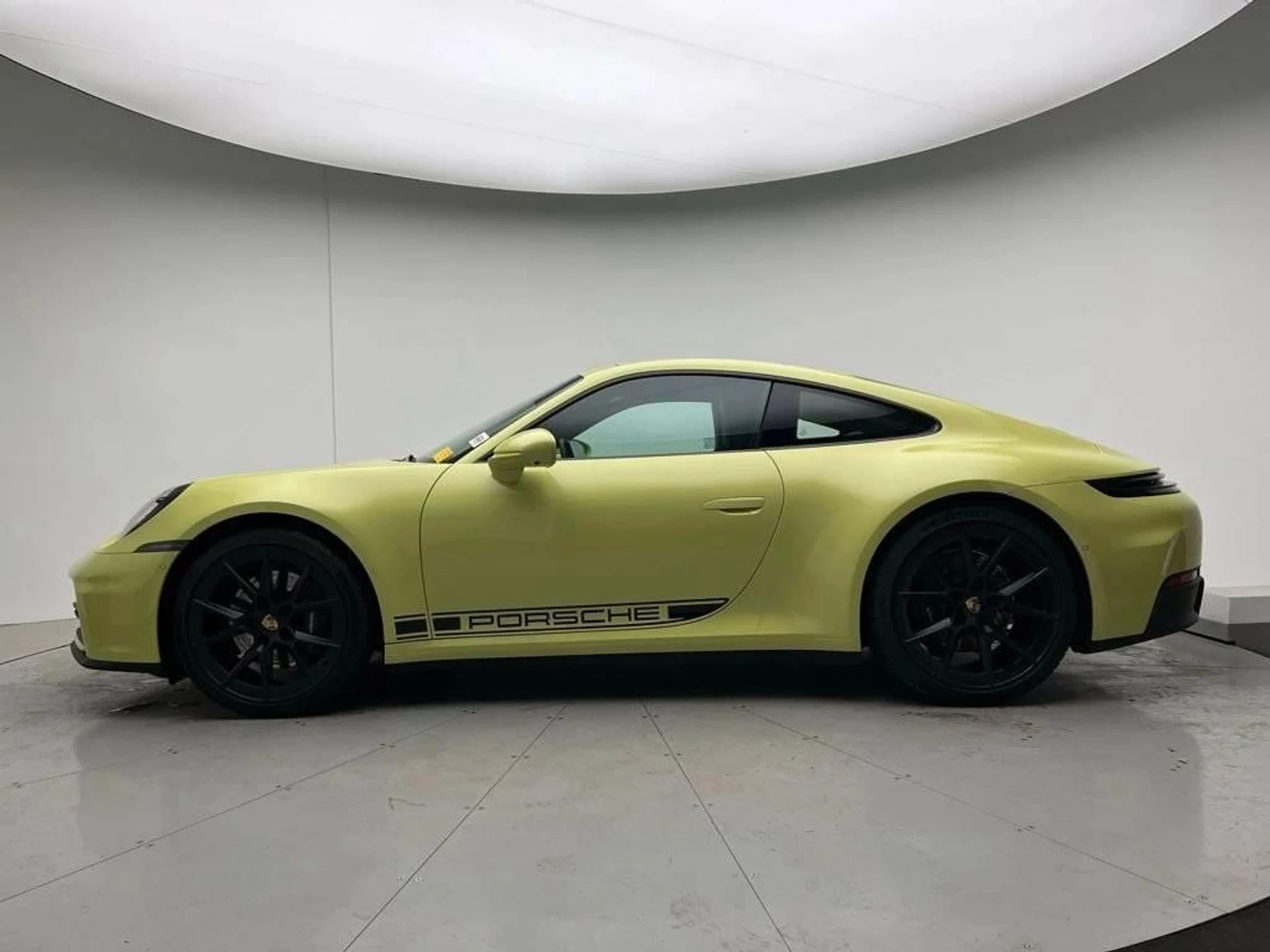 mph001_626822718_a_Gg_S_Hi_ODZ_E5c_O_Hj_BQ_Ew_Sjyij_FI_1a721c4d50