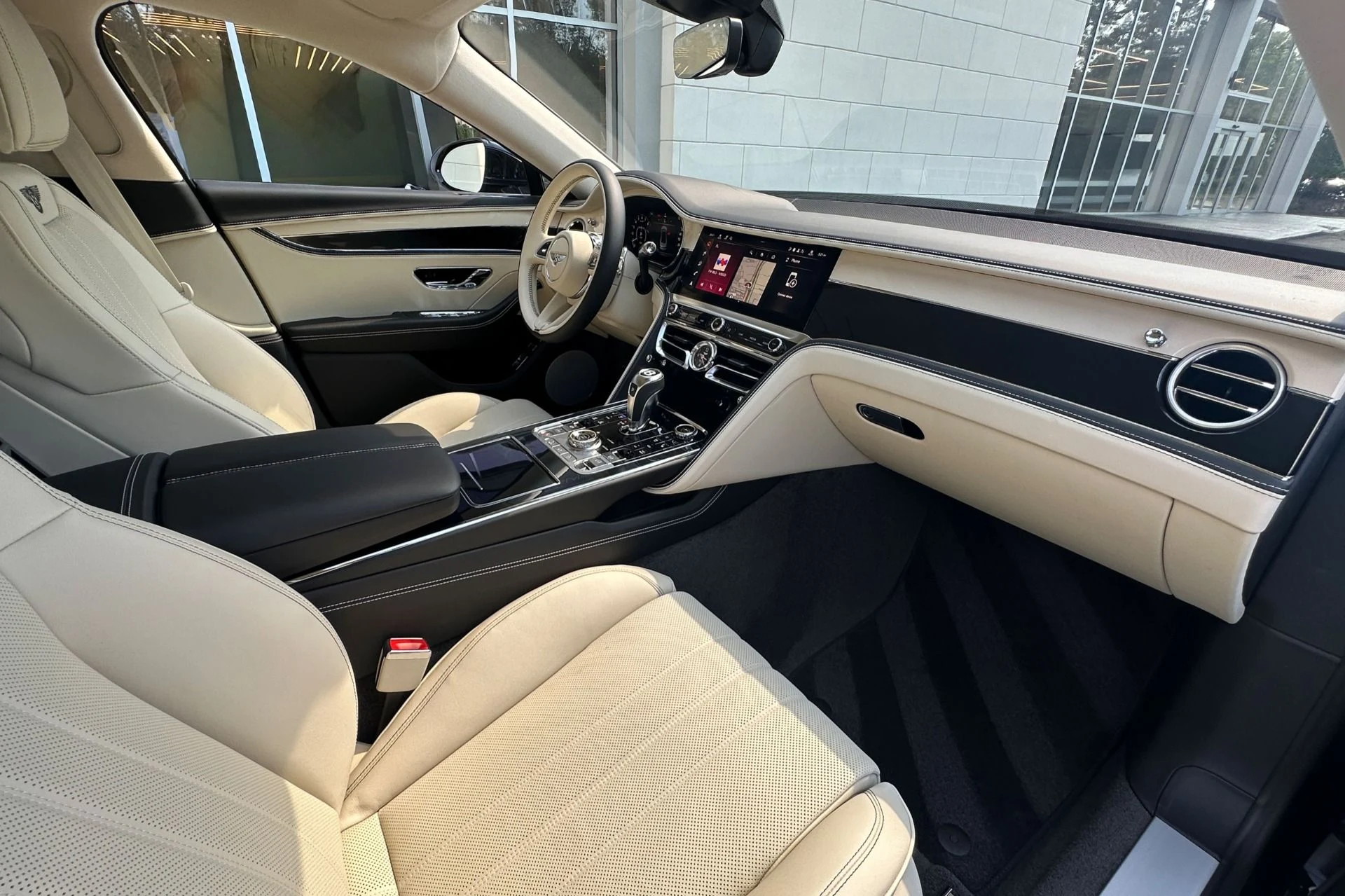 mph001_627975915_New_2026_Bentley_Flying_Spur_1783694530_84e5e4cc1b