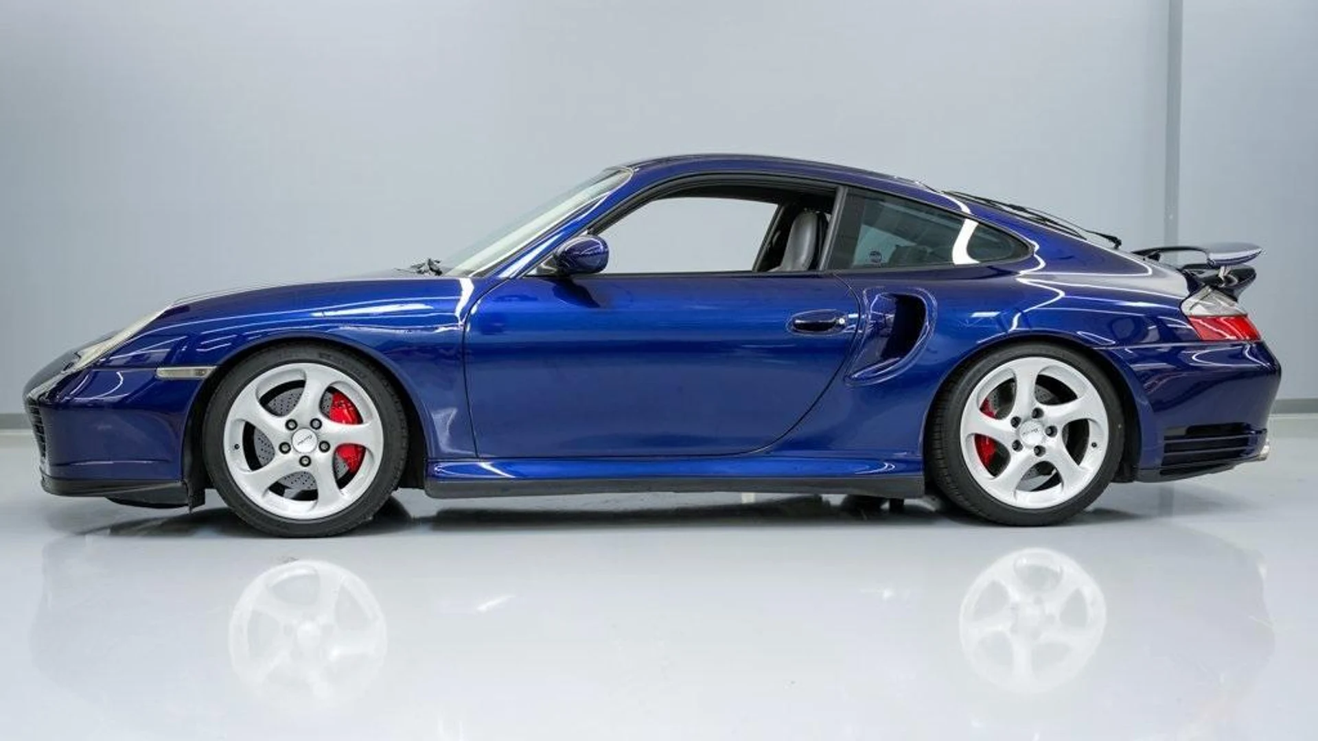 mph001_633387387_c_Oy3_K_Fp_Pb_L_Rc_GH_Pfp2_U_Zb_WSLCQQ_3163edd380