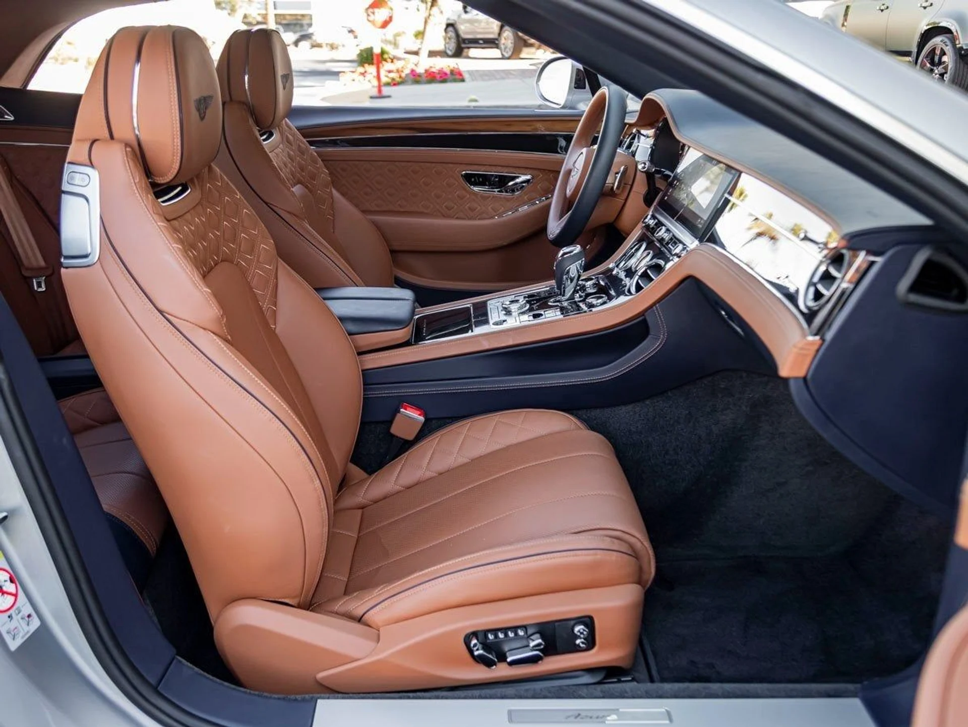 mph001_639869066_2_03df4fe7ee