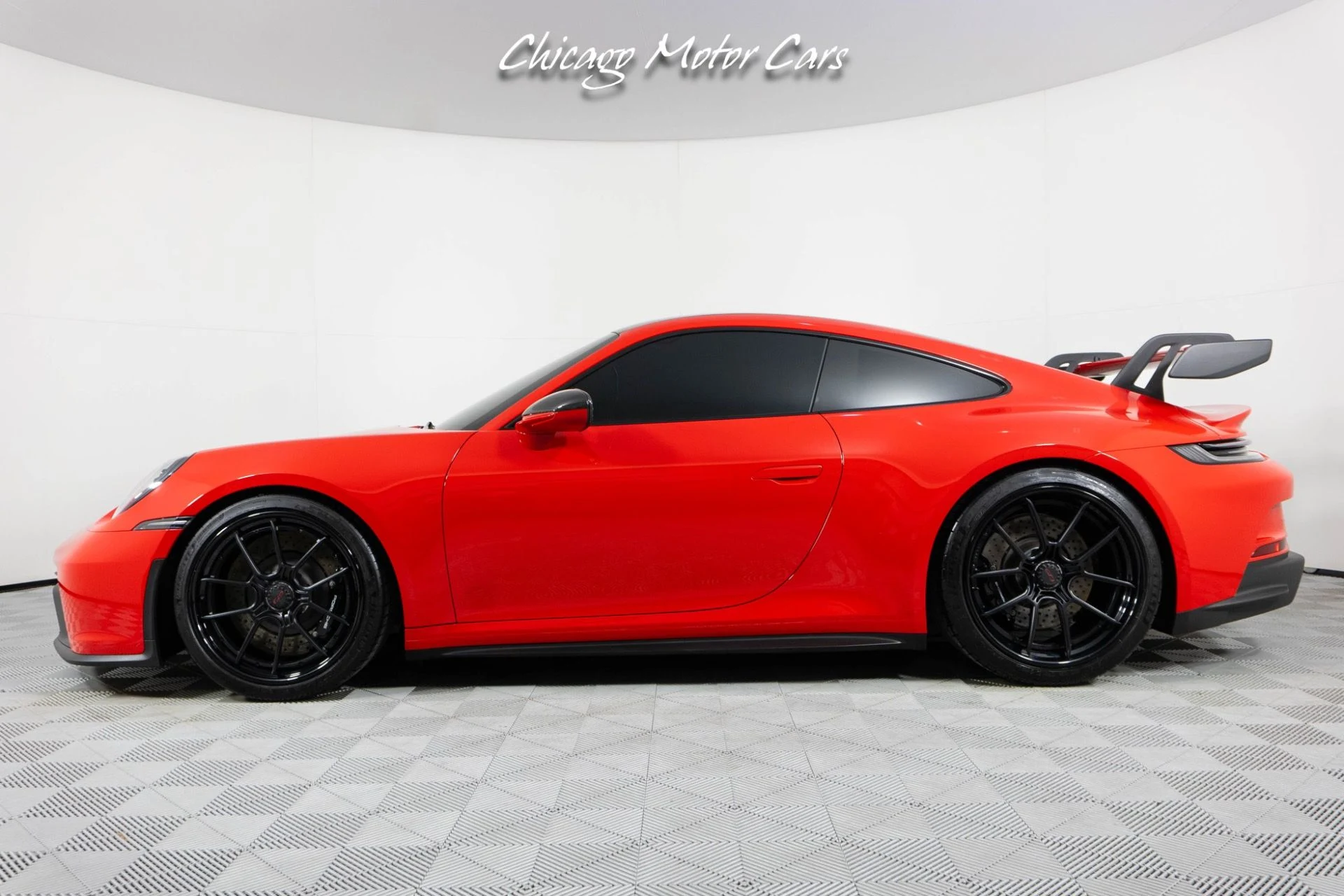 mph001_643274001_12957_p2_l_98b22acea8