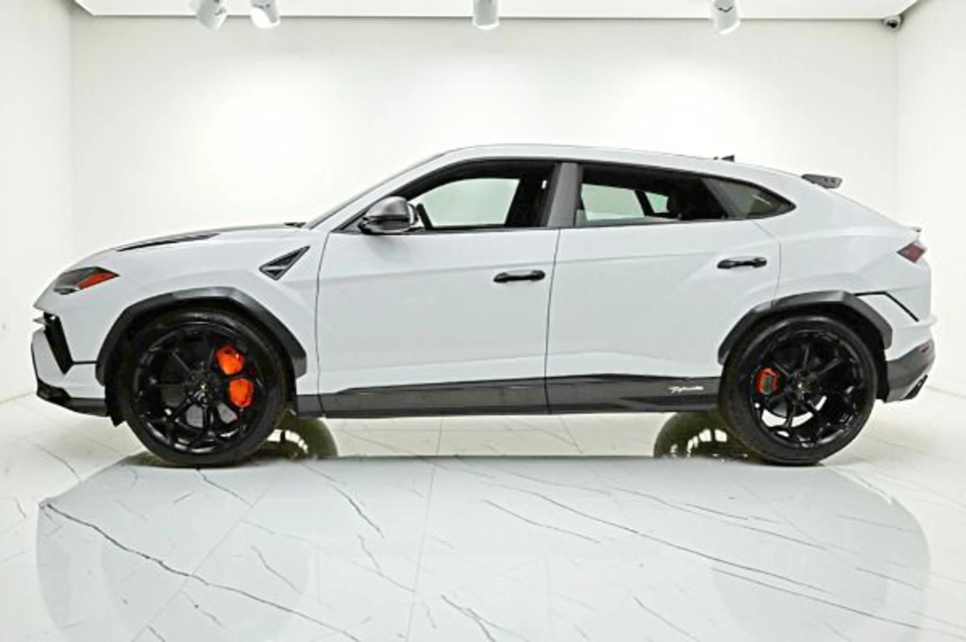 mph001_651263953_Used_2024_Lamborghini_Urus_Performante_LEASE_OPTIONS_AVAILABLE_4fd5de4a82