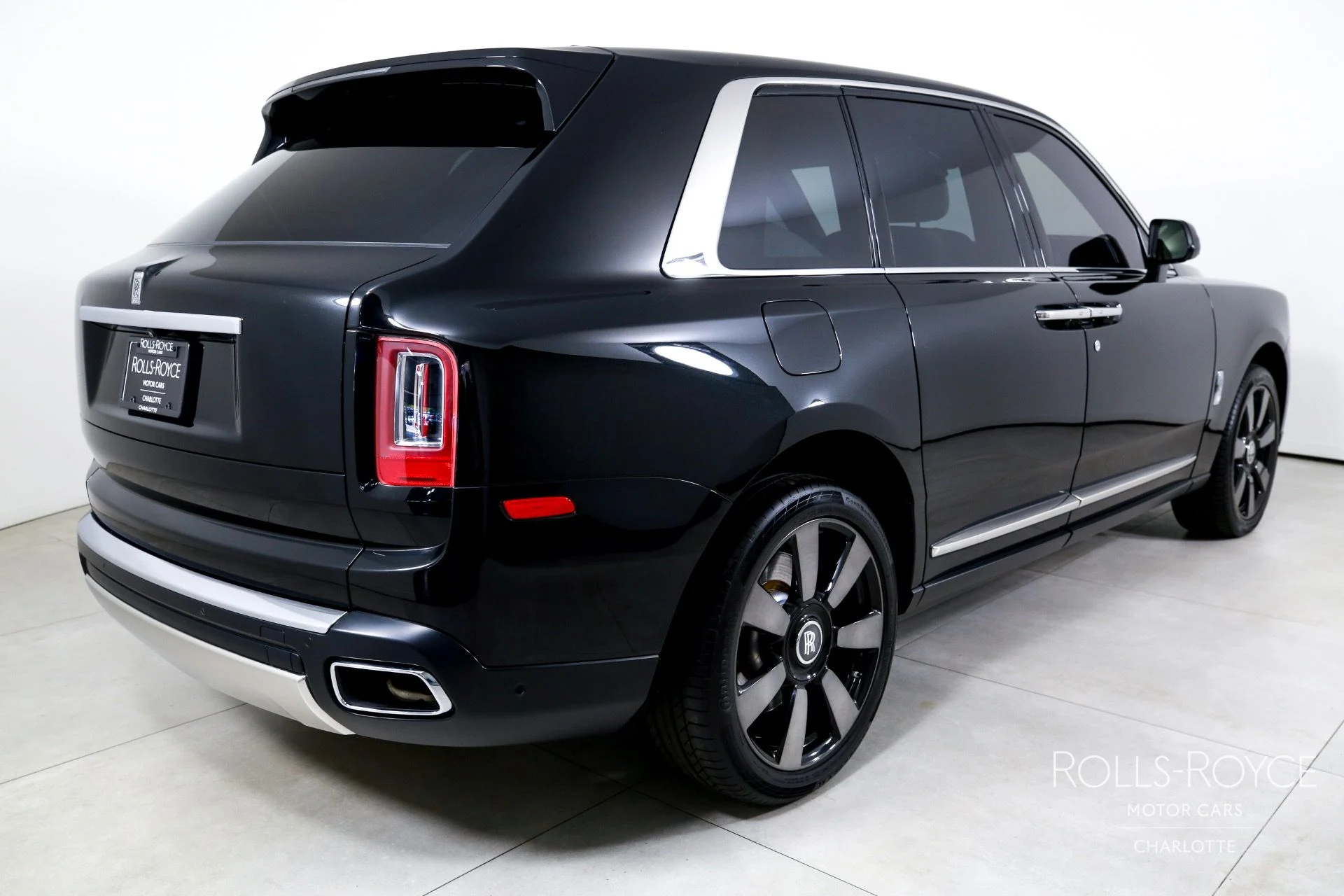 mph001_65328314_Used_2019_Rolls_Royce_Cullinan_1754411729_56370c0d3c
