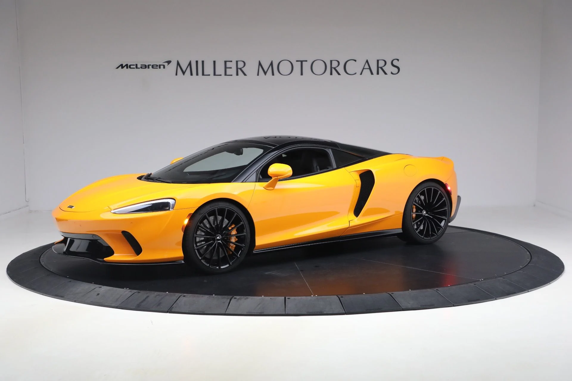 mph001_659730679_Used_2023_Mc_Laren_GT_211d0f9637