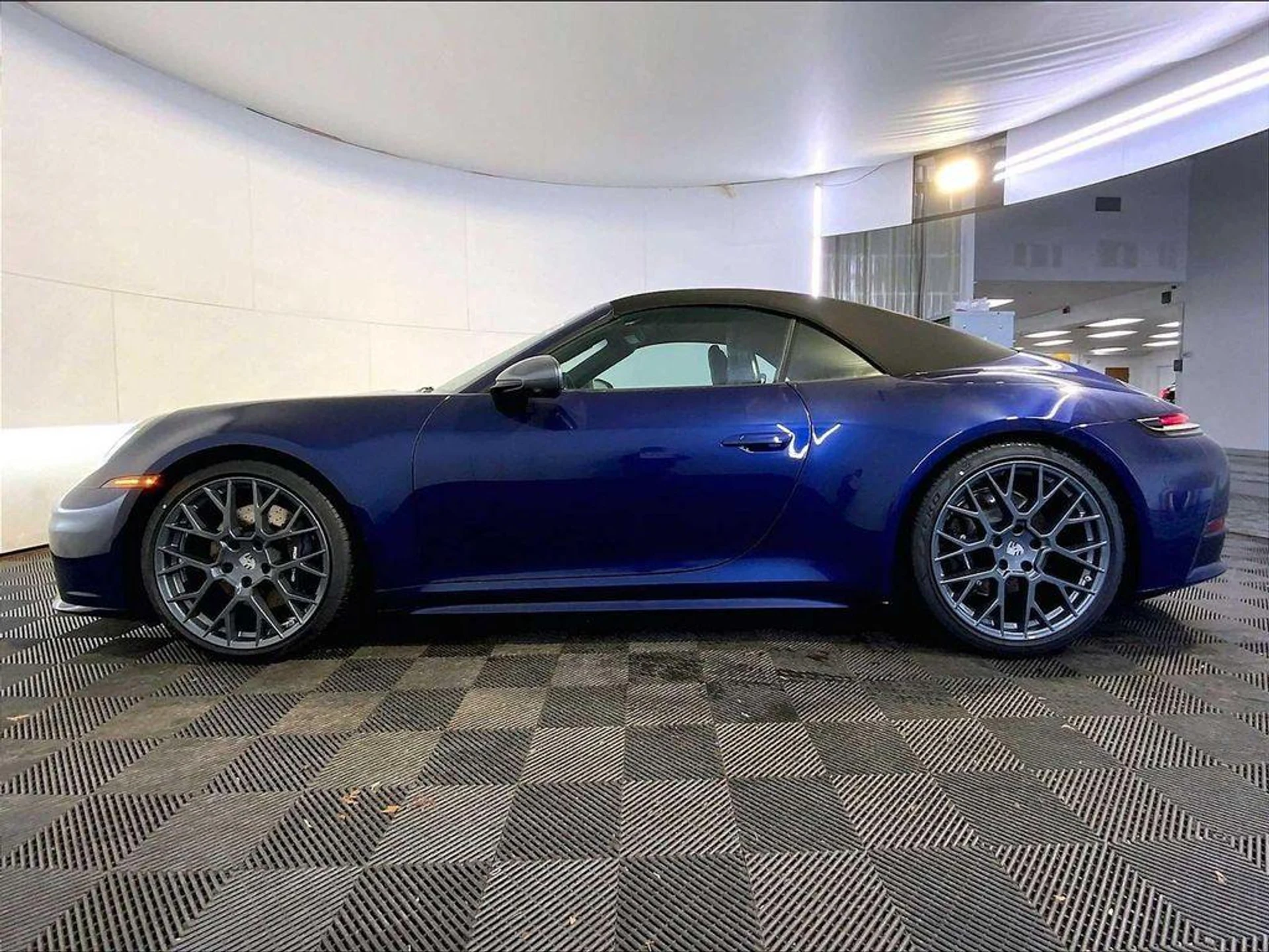 mph001_664301647_Ml2hhav9_Z9_W_Nm_Ld0_A_Ks_Hkmblb_Hc_242607a4e4