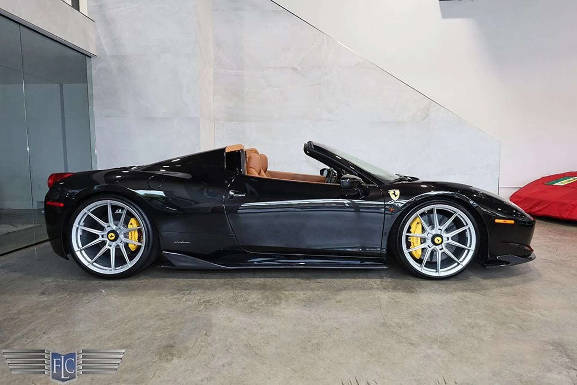 mph001_664712773_used_2013_ferrari_458_spider_9689_23036593_2_1024_bac85f106d