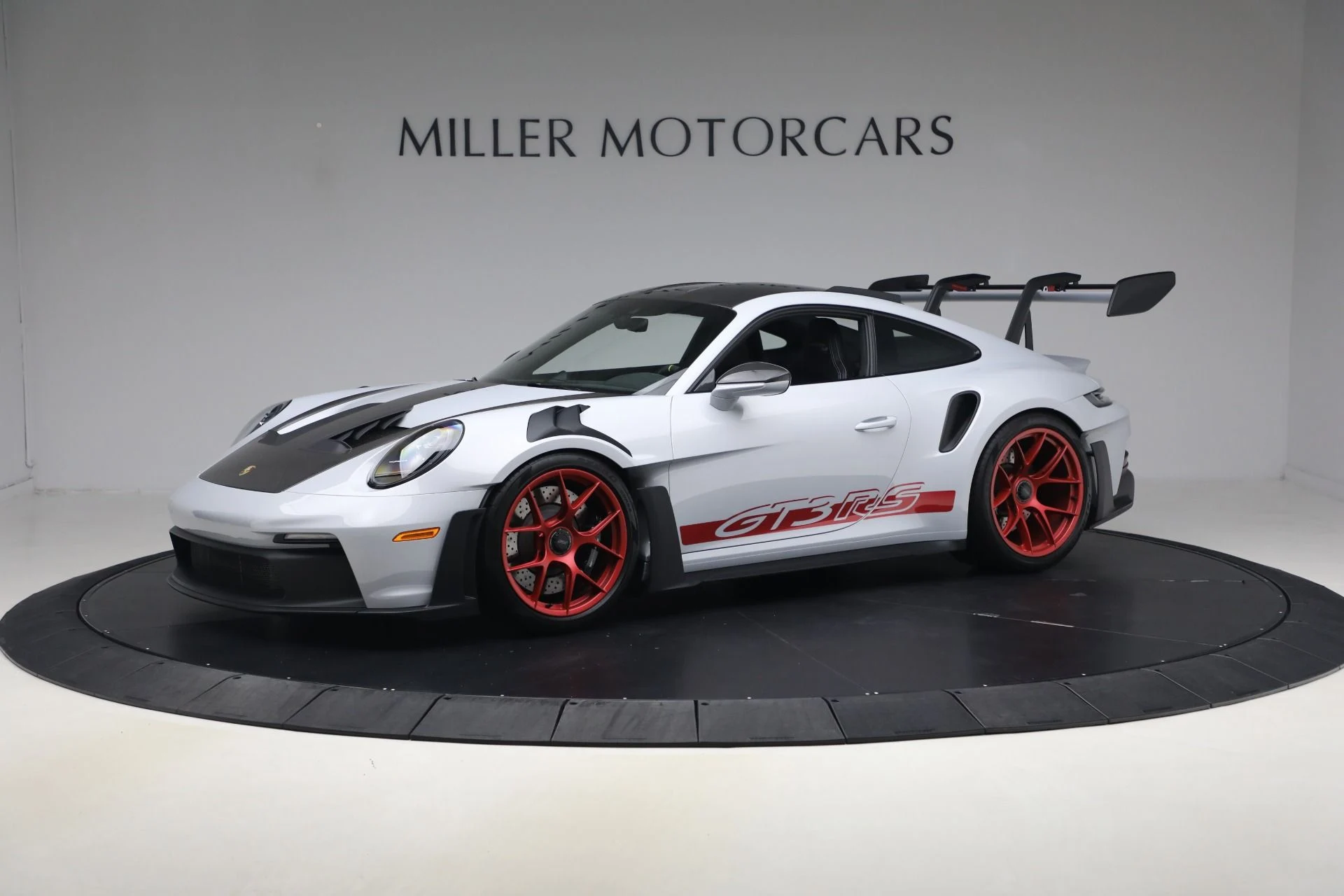 mph001_666225983_Used_2025_Porsche_911_GT_3_RS_1789411485_a081d03dbb