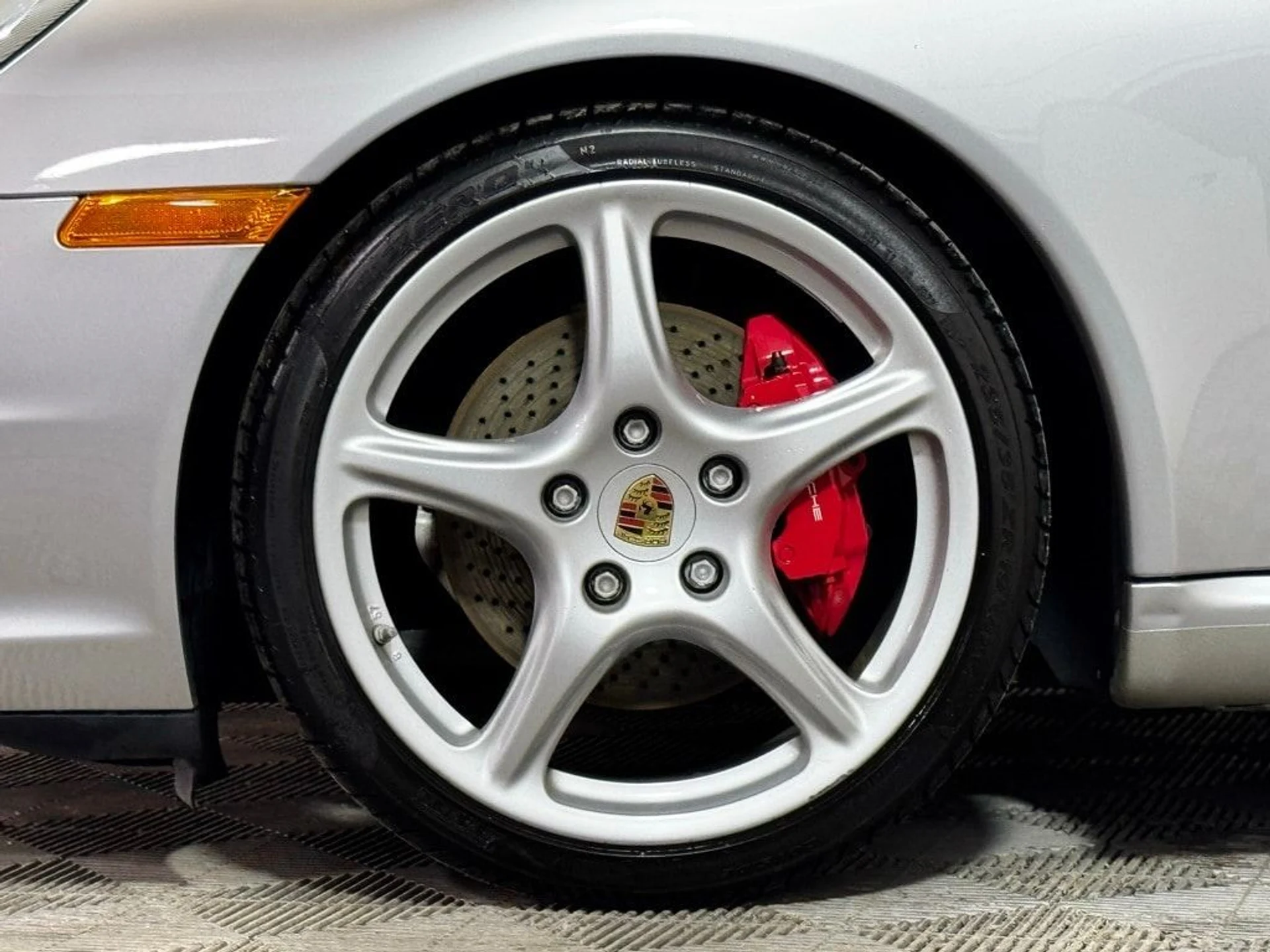 mph001_670823622_105f17bc95f10905461e751584dccb60x_b76aff6379