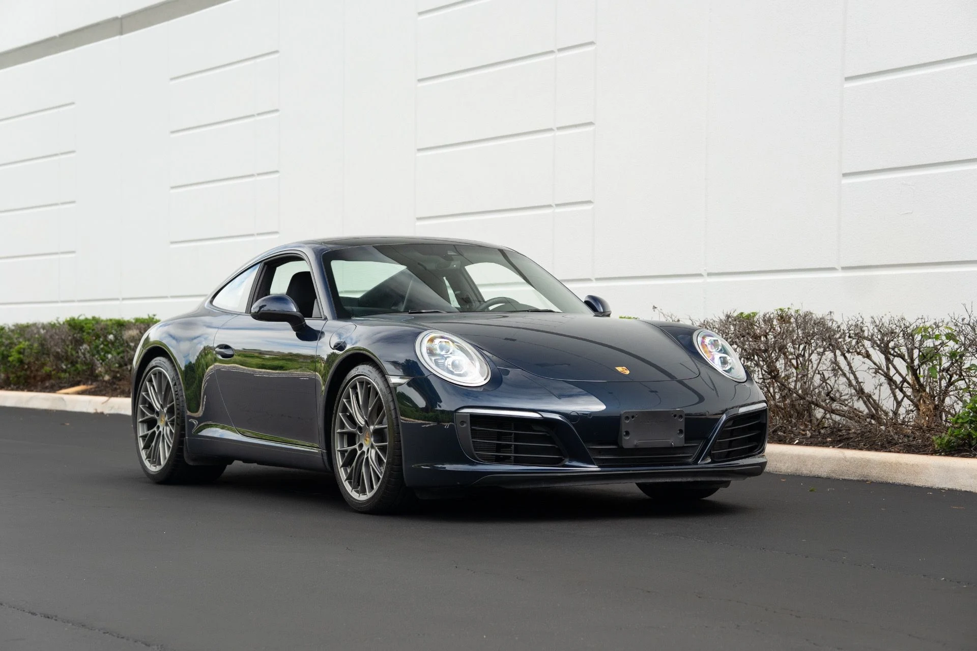 mph001_671647033_Used_2019_Porsche_911_Carrera_1759430060_ba7748298e