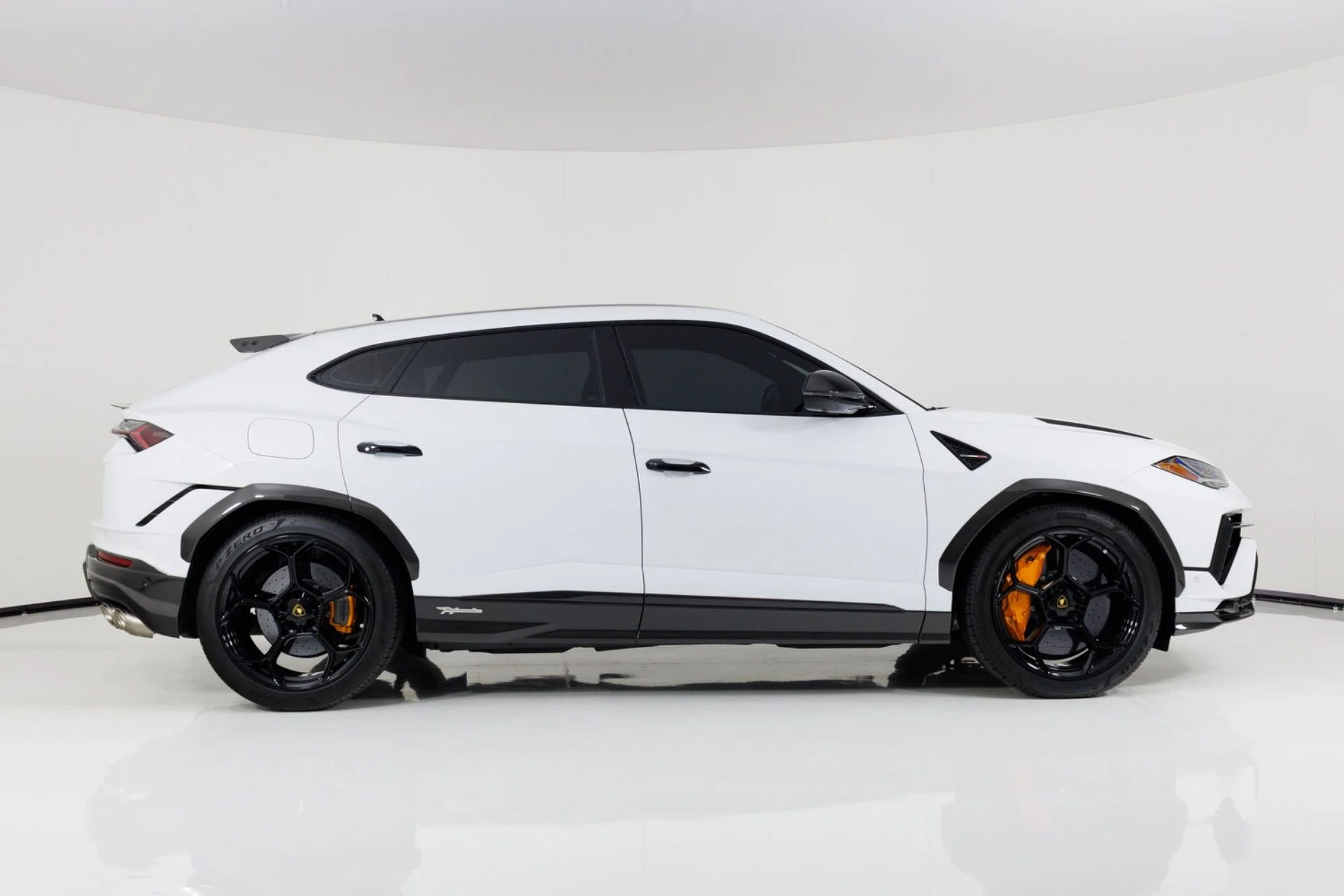 mph001_673724910_Used_2024_Lamborghini_Urus_Performante_1780601123_833614de40