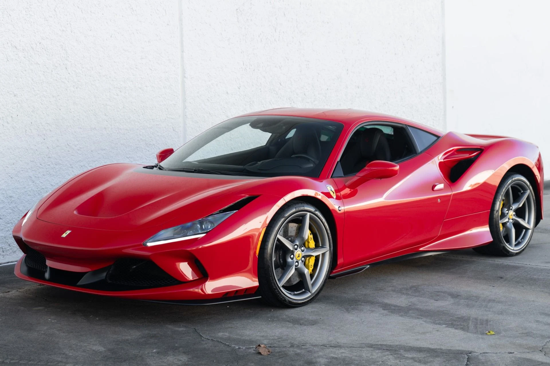 mph001_67546094_Used_2022_Ferrari_F8_Tributo_1773444100_f2e3d27590