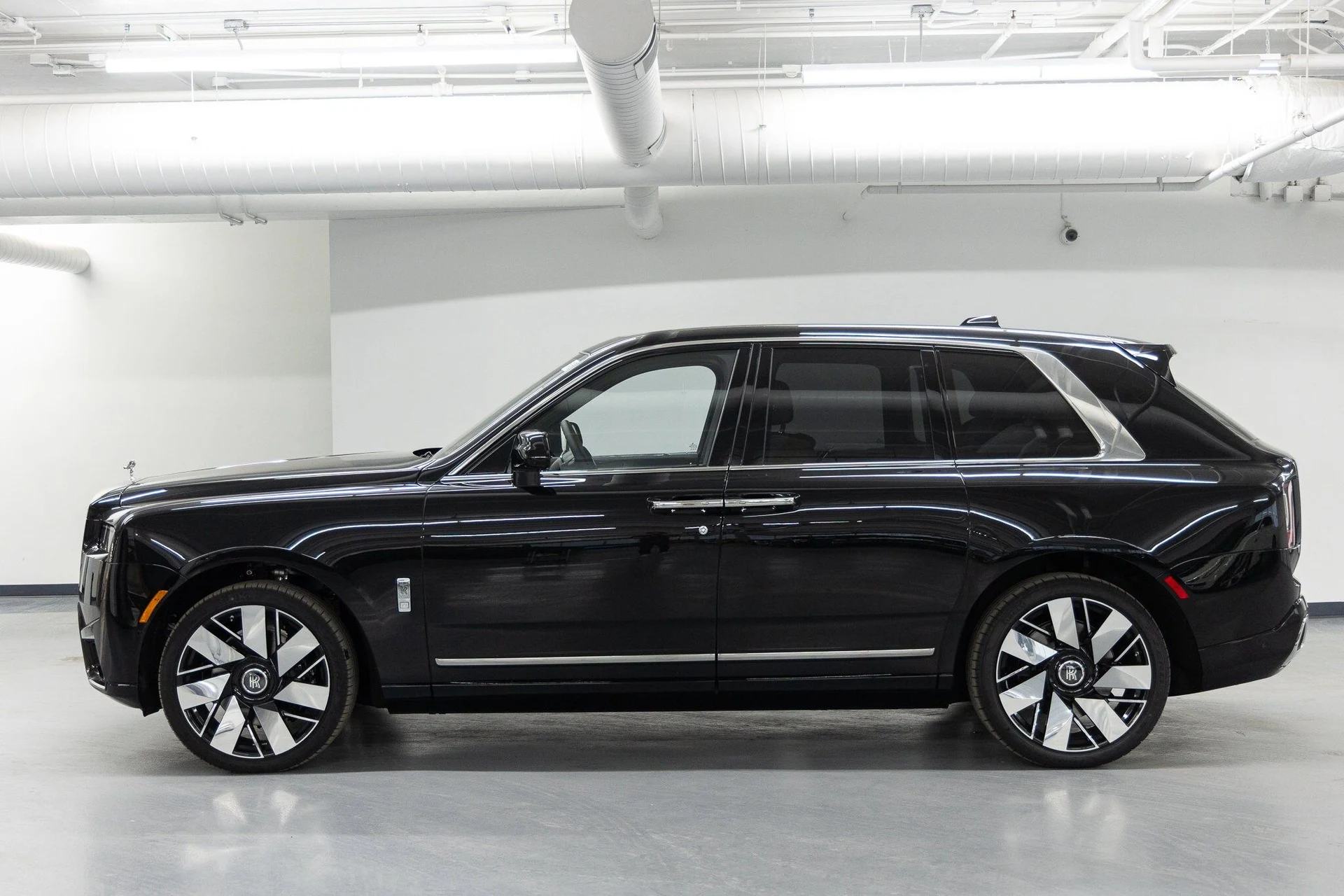 mph001_68442208_3cec78ee0cdbf0efff2caf8a89dff5bbx_6889306165