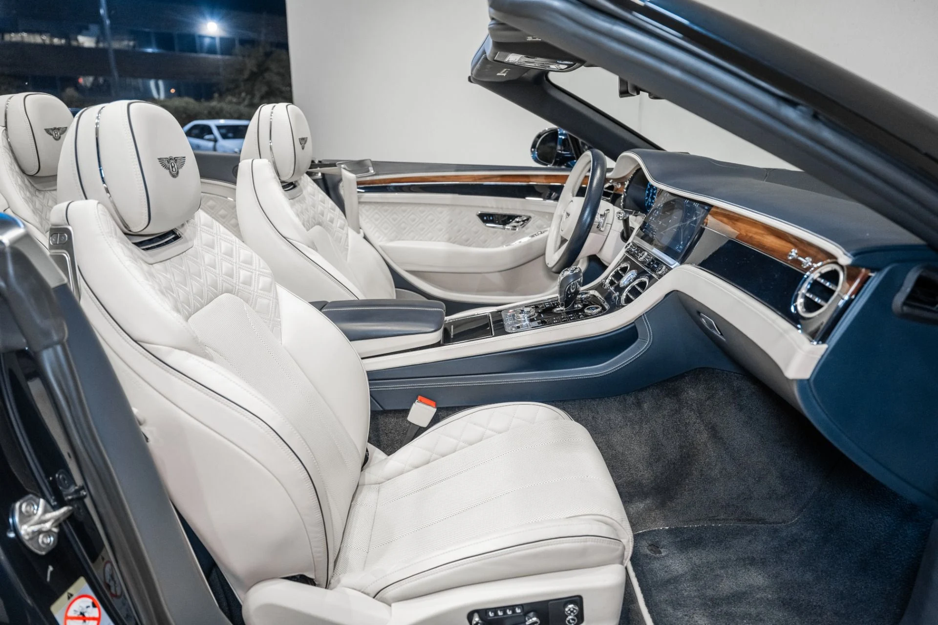 mph001_685499758_Used_2022_Bentley_Continental_GT_V8_1792760258_0542b1f87f