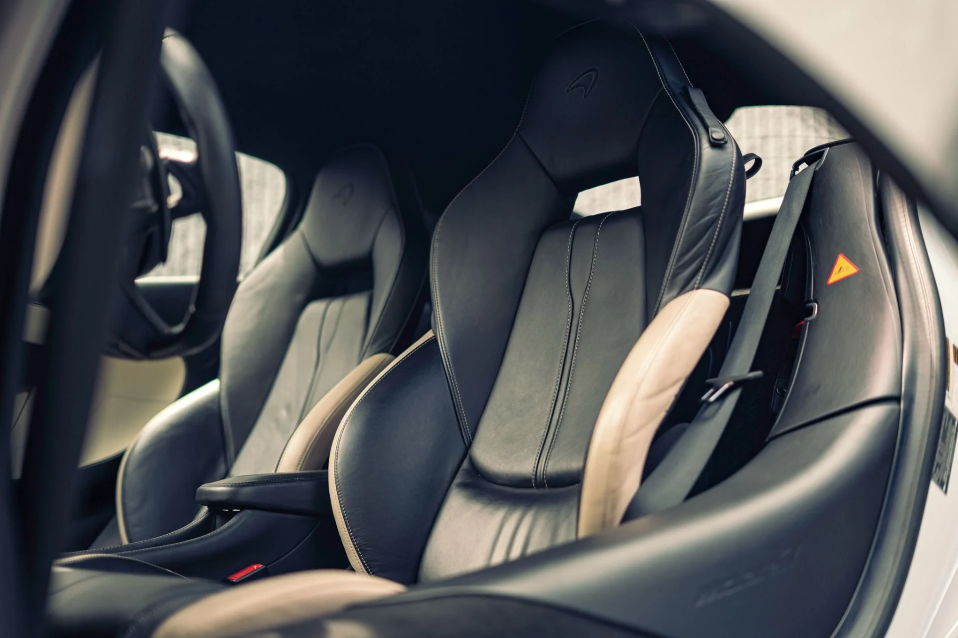 mph001_687094910_Used_2016_Mc_Laren_570_S_w_a_236_K_MSRP_LOADED_w_MSO_Carbon_Options_1776279753_df5a4dad3b