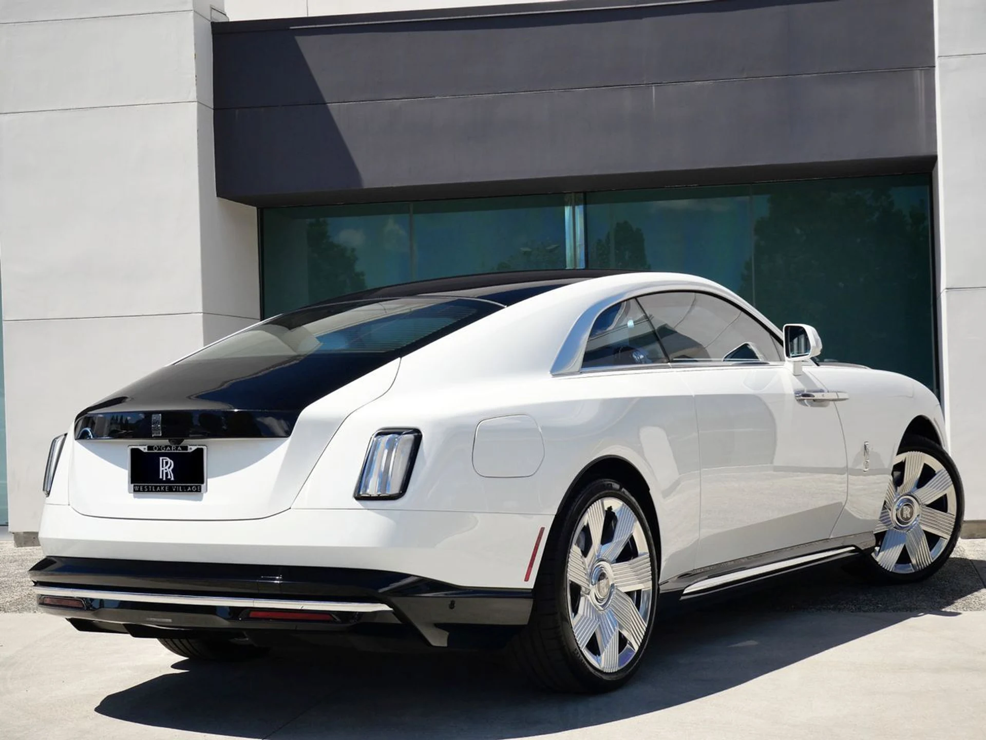 mph001_689710202_2073f00011f3f1e5edde4991acc7c98bx_d58bb62210