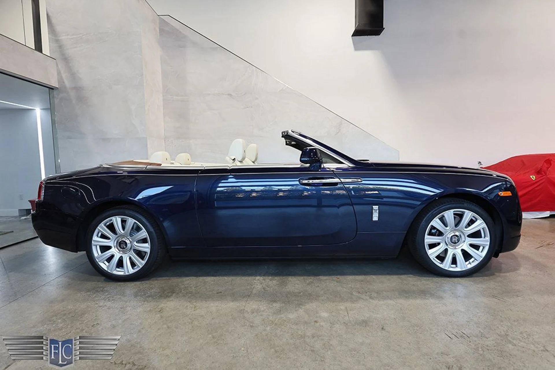 mph001_696470023_used_2016_rolls_royce_dawn_2drconvertible_9689_23037962_2_1024_2848361dad