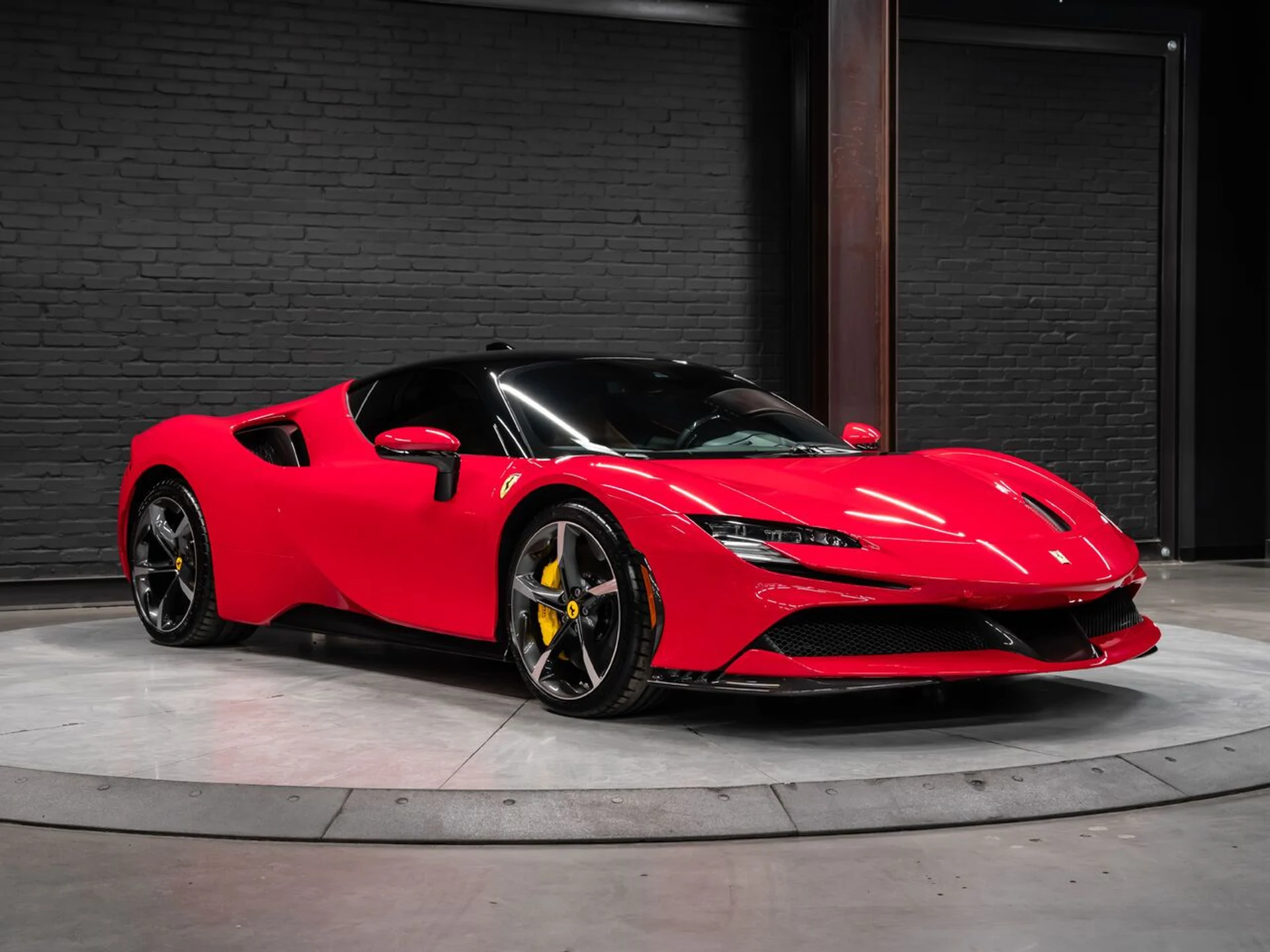 mph001_69918089_ferrari_sf90_stradale_2023_79a75c524a